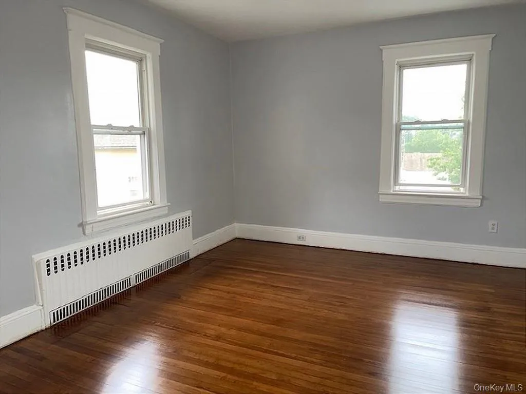 135 Wallace Street, Eastchester, NY, 1 Bedroom Bedrooms, 3 Rooms Rooms,1 BathroomBathrooms,Residential Lease,For Rent,Wallace,0,1057357 135 Wallace Street, Eastchester, NY, 1 Bedroom Bedrooms, 3 Rooms Rooms,1 BathroomBathrooms,Residential Lease,For Rent,Wallace,0,1057357