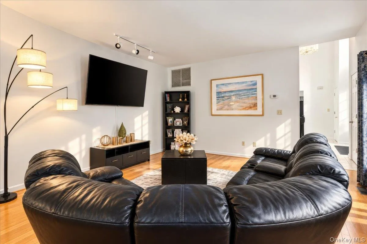 3 Miller Road, Putnam Valley, NY, 4 Bedrooms Bedrooms, 8 Rooms Rooms,2 BathroomsBathrooms,Residential,For Rent,Miller,0,1057359 3 Miller Road, Putnam Valley, NY, 4 Bedrooms Bedrooms, 8 Rooms Rooms,2 BathroomsBathrooms,Residential,For Rent,Miller,0,1057359
