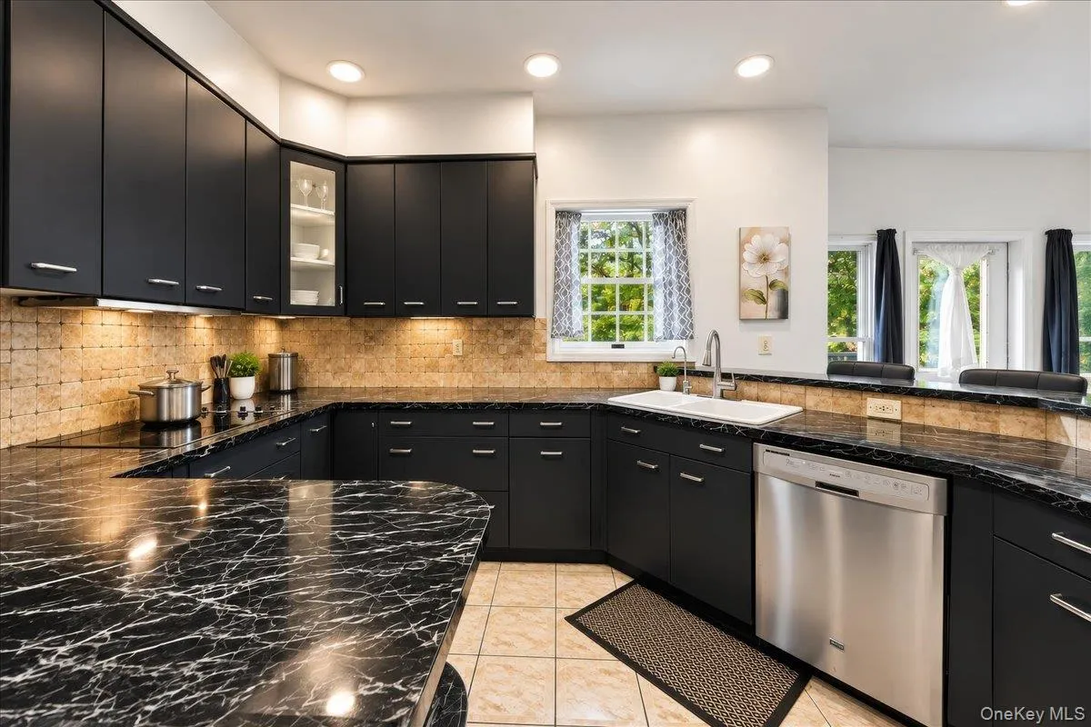 3 Miller Road, Putnam Valley, NY, 4 Bedrooms Bedrooms, 8 Rooms Rooms,2 BathroomsBathrooms,Residential,For Rent,Miller,0,1057359 3 Miller Road, Putnam Valley, NY, 4 Bedrooms Bedrooms, 8 Rooms Rooms,2 BathroomsBathrooms,Residential,For Rent,Miller,0,1057359