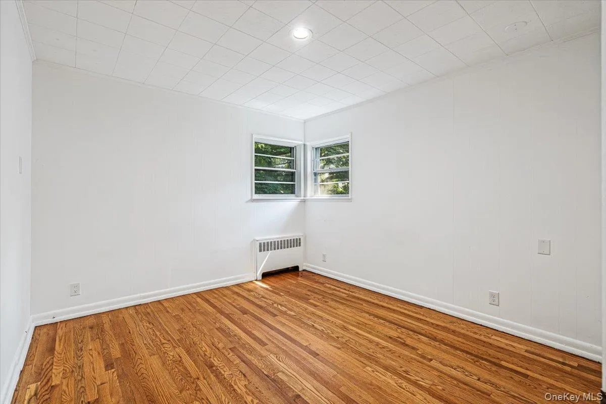 217-06 Stewart Road, New York, NY, 3 Bedrooms Bedrooms, 9 Rooms Rooms,2 BathroomsBathrooms,Residential Lease,For Rent,Stewart,0,1057361 217-06 Stewart Road, New York, NY, 3 Bedrooms Bedrooms, 9 Rooms Rooms,2 BathroomsBathrooms,Residential Lease,For Rent,Stewart,0,1057361