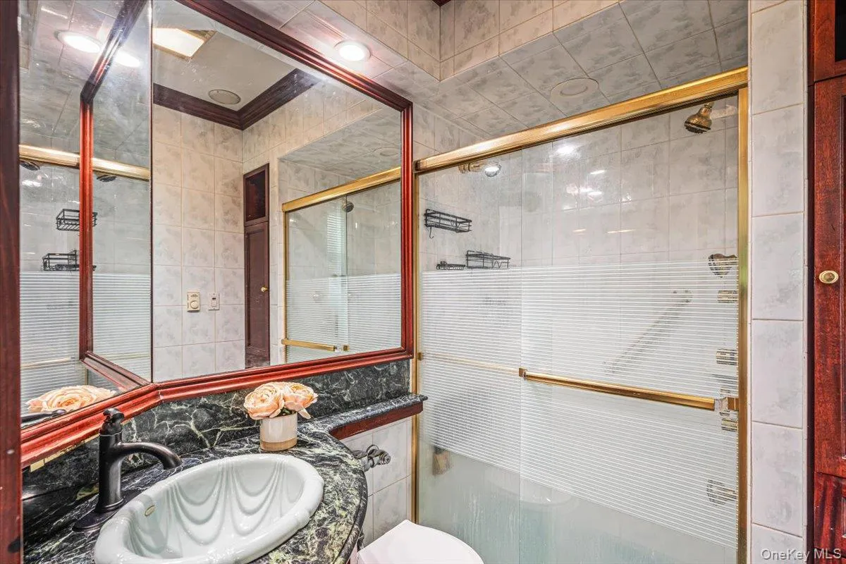 217-06 Stewart Road, New York, NY, 3 Bedrooms Bedrooms, 9 Rooms Rooms,2 BathroomsBathrooms,Residential Lease,For Rent,Stewart,0,1057361 217-06 Stewart Road, New York, NY, 3 Bedrooms Bedrooms, 9 Rooms Rooms,2 BathroomsBathrooms,Residential Lease,For Rent,Stewart,0,1057361