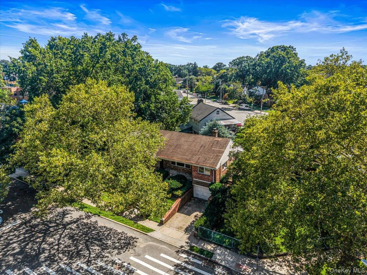 217-06 Stewart Road, New York, NY, 3 Bedrooms Bedrooms, 9 Rooms Rooms,2 BathroomsBathrooms,Residential Lease,For Rent,Stewart,0,1057361 217-06 Stewart Road, New York, NY, 3 Bedrooms Bedrooms, 9 Rooms Rooms,2 BathroomsBathrooms,Residential Lease,For Rent,Stewart,0,1057361