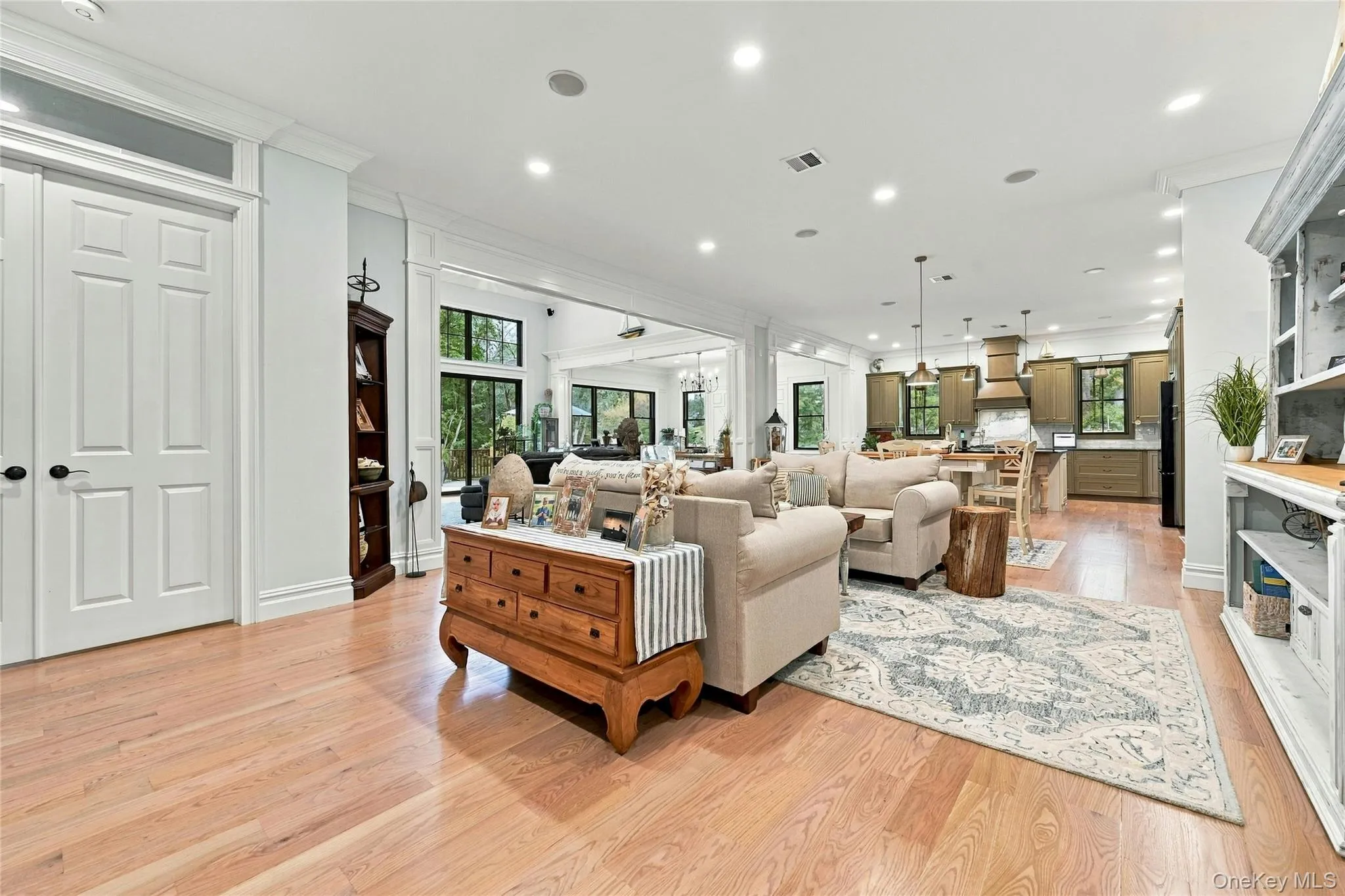 595 Moriches Road, Smithtown, NY, 3 Bedrooms Bedrooms, 10 Rooms Rooms,3 BathroomsBathrooms,Residential,For Rent,Moriches,0,1057363 595 Moriches Road, Smithtown, NY, 3 Bedrooms Bedrooms, 10 Rooms Rooms,3 BathroomsBathrooms,Residential,For Rent,Moriches,0,1057363