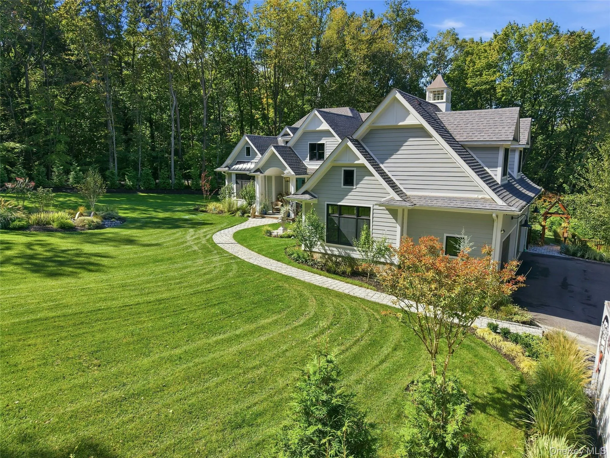595 Moriches Road, Smithtown, NY, 3 Bedrooms Bedrooms, 10 Rooms Rooms,3 BathroomsBathrooms,Residential,For Rent,Moriches,0,1057363 595 Moriches Road, Smithtown, NY, 3 Bedrooms Bedrooms, 10 Rooms Rooms,3 BathroomsBathrooms,Residential,For Rent,Moriches,0,1057363