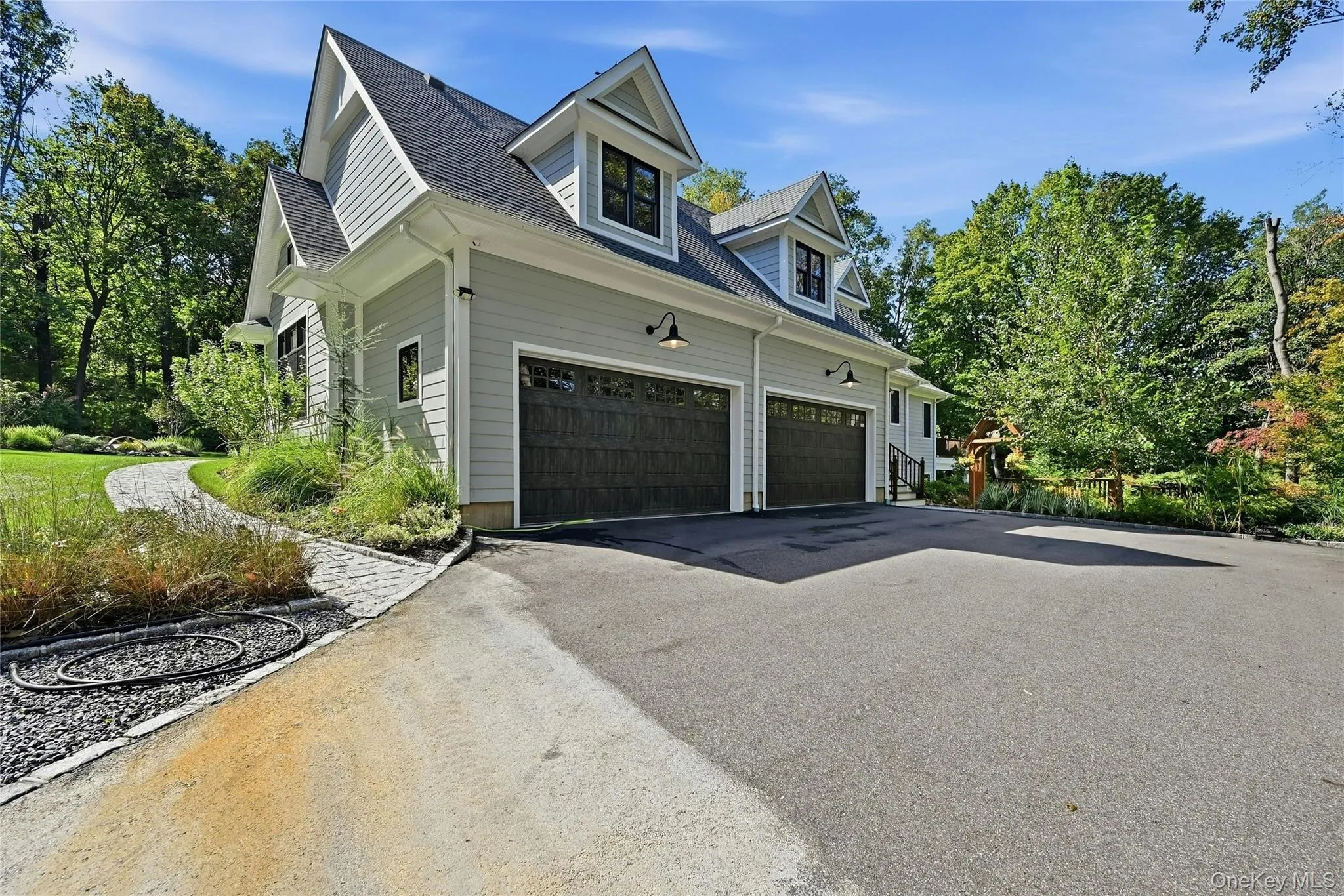 595 Moriches Road, Smithtown, NY, 3 Bedrooms Bedrooms, 10 Rooms Rooms,3 BathroomsBathrooms,Residential,For Rent,Moriches,0,1057363 595 Moriches Road, Smithtown, NY, 3 Bedrooms Bedrooms, 10 Rooms Rooms,3 BathroomsBathrooms,Residential,For Rent,Moriches,0,1057363