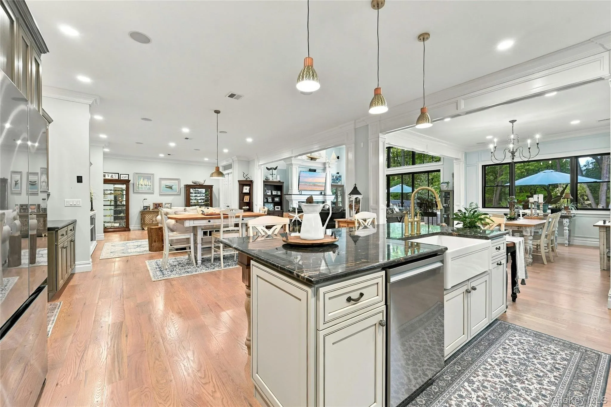 595 Moriches Road, Smithtown, NY, 3 Bedrooms Bedrooms, 10 Rooms Rooms,3 BathroomsBathrooms,Residential,For Rent,Moriches,0,1057363 595 Moriches Road, Smithtown, NY, 3 Bedrooms Bedrooms, 10 Rooms Rooms,3 BathroomsBathrooms,Residential,For Rent,Moriches,0,1057363
