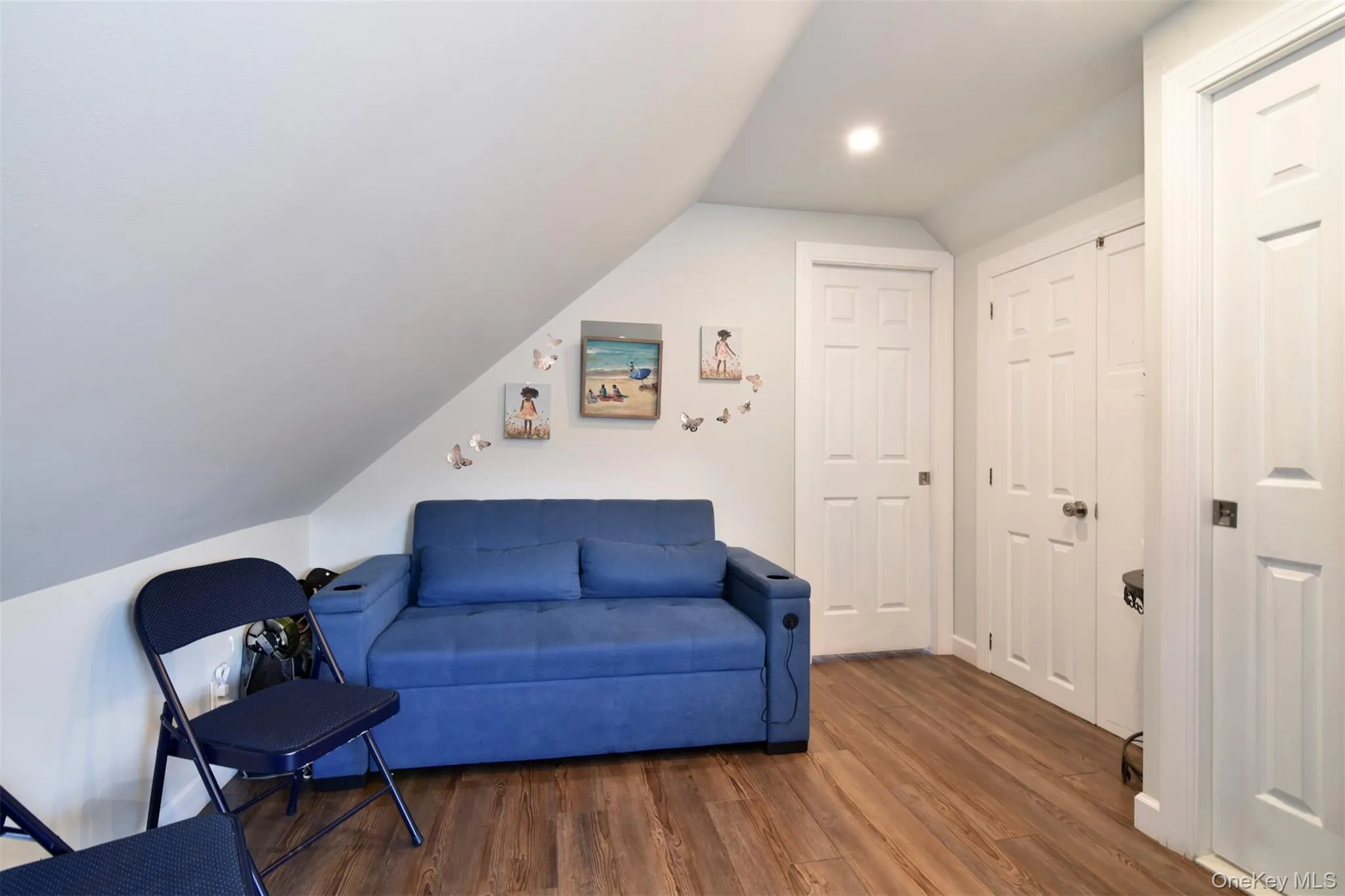 Third floor Family Room with walk in closet Third floor Family Room with walk in closet