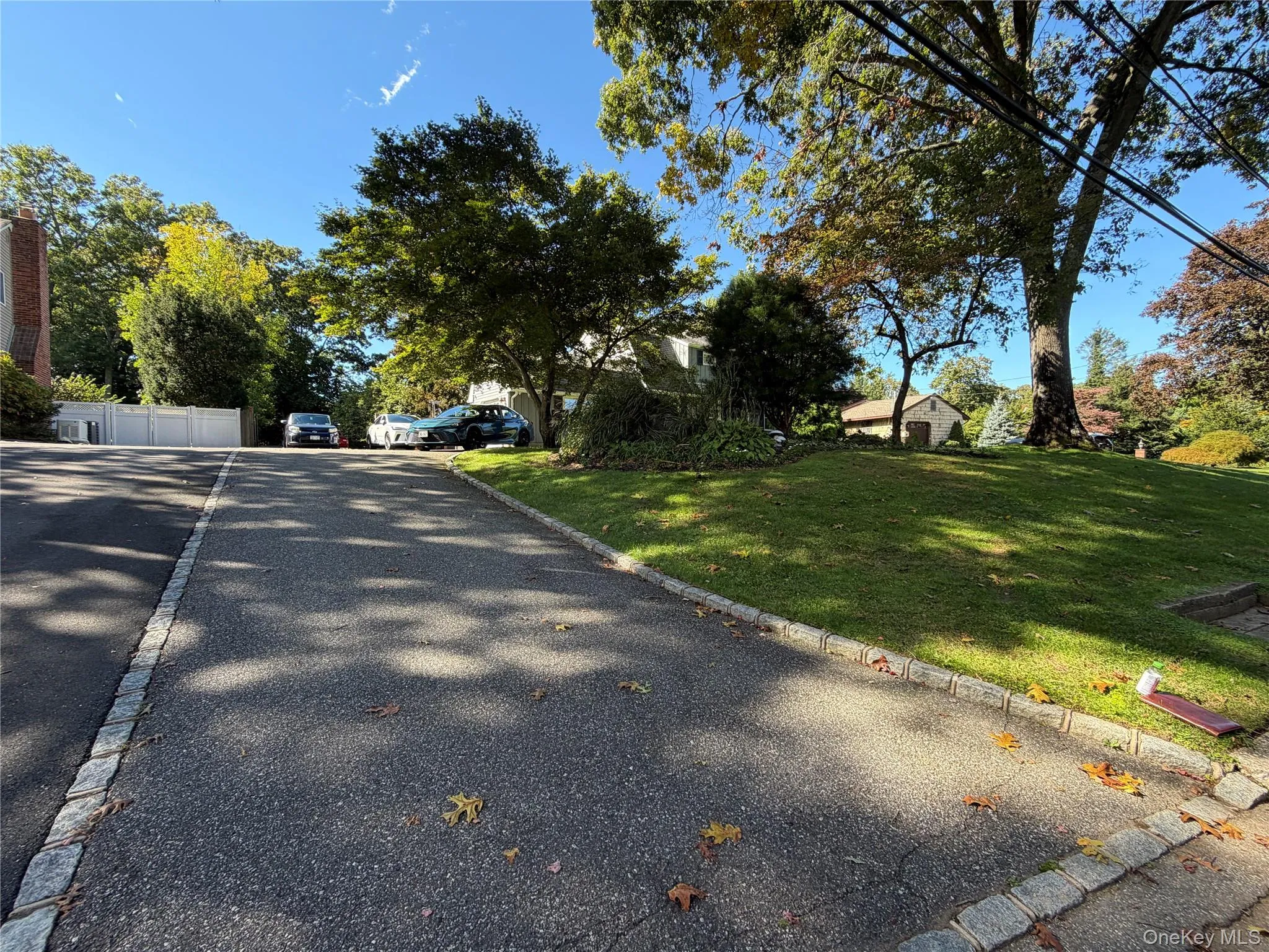More than generous parking, very long driveway More than generous parking, very long driveway