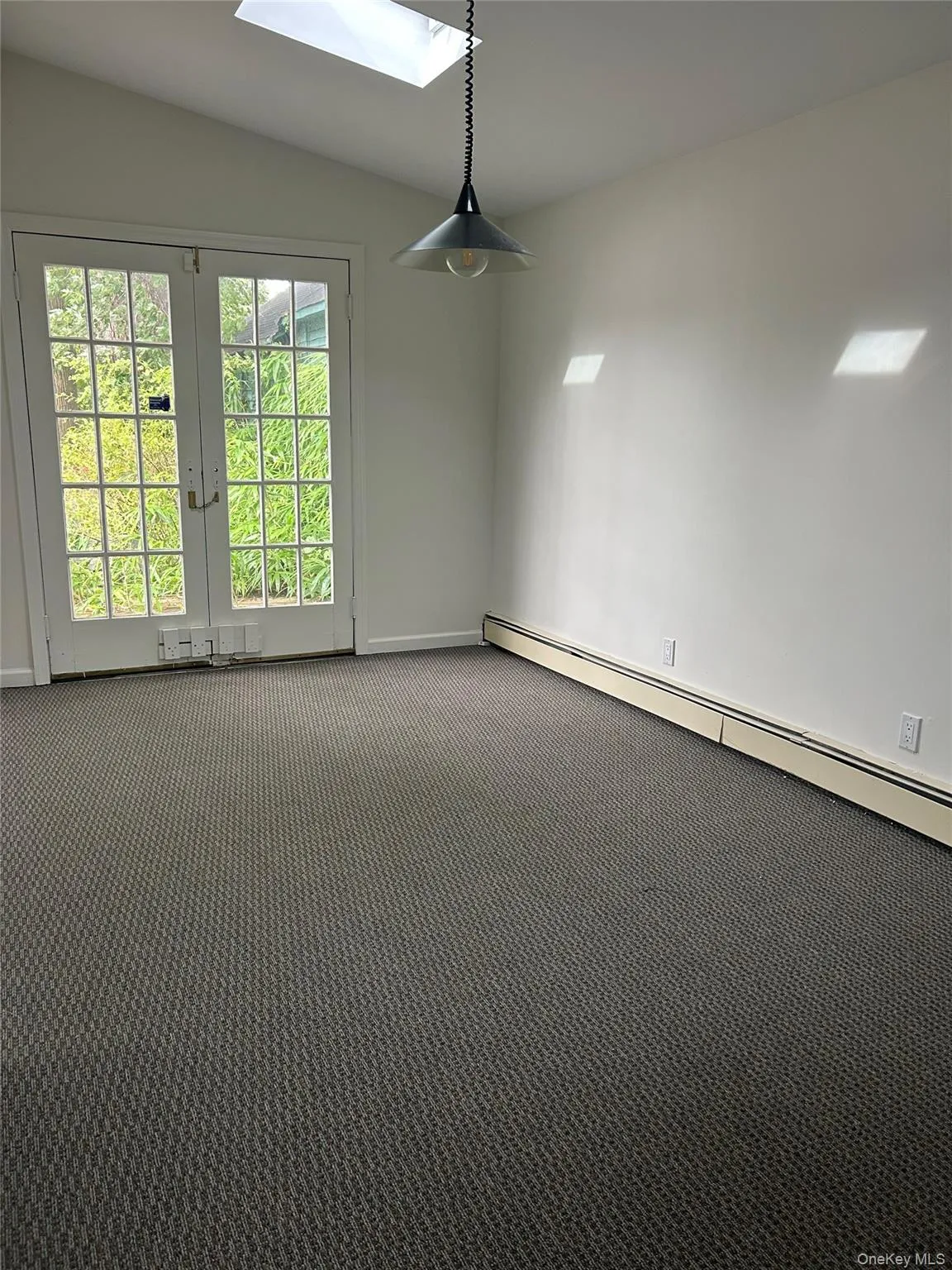 363 Wellwood Avenue, Babylon, NY, 3 Bedrooms Bedrooms, 7 Rooms Rooms,1 BathroomBathrooms,Residential,For Rent,Wellwood,0,1057369 363 Wellwood Avenue, Babylon, NY, 3 Bedrooms Bedrooms, 7 Rooms Rooms,1 BathroomBathrooms,Residential,For Rent,Wellwood,0,1057369