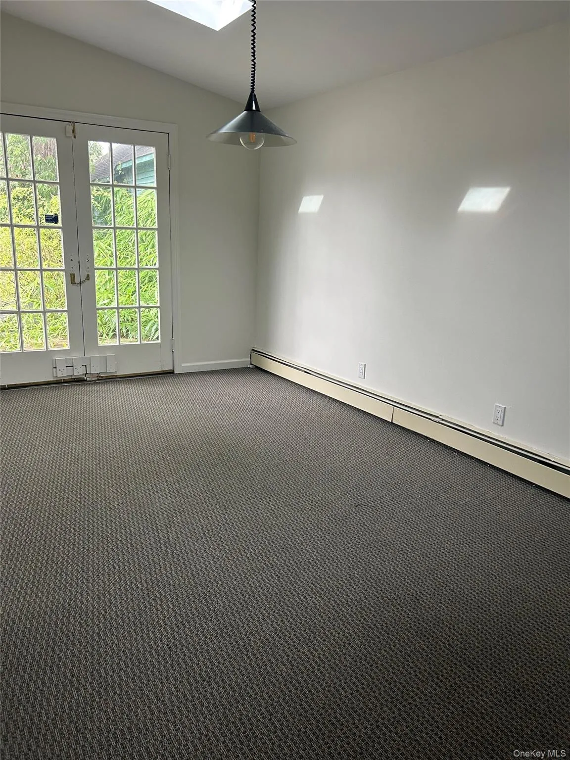 363 Wellwood Avenue, Babylon, NY, 3 Bedrooms Bedrooms, 7 Rooms Rooms,1 BathroomBathrooms,Residential,For Rent,Wellwood,0,1057369 363 Wellwood Avenue, Babylon, NY, 3 Bedrooms Bedrooms, 7 Rooms Rooms,1 BathroomBathrooms,Residential,For Rent,Wellwood,0,1057369