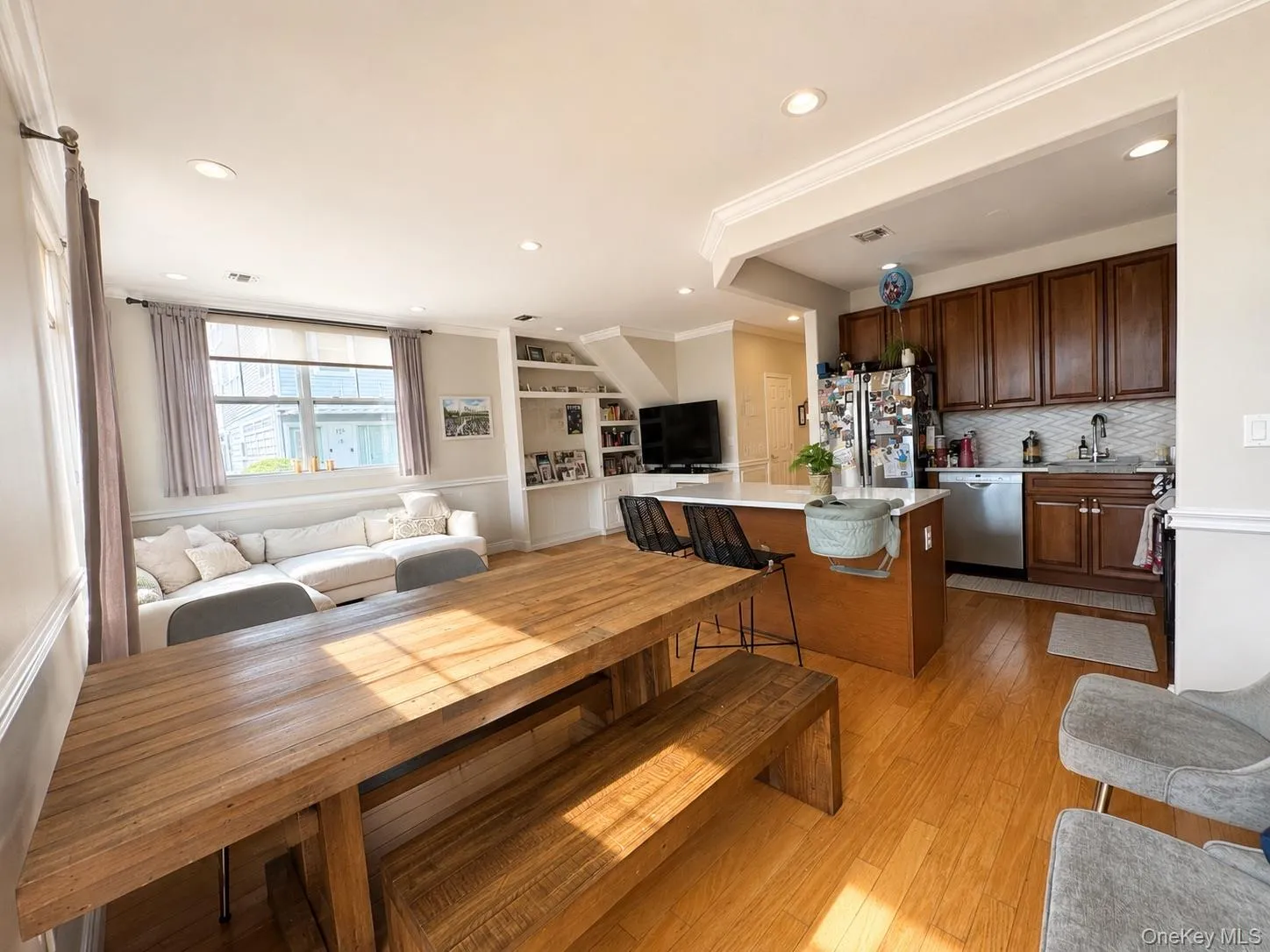 138 Beach 74th Street, New York, NY, 3 Bedrooms Bedrooms, 6 Rooms Rooms,2 BathroomsBathrooms,Residential Lease,For Rent,Beach 74th,0,1057387 138 Beach 74th Street, New York, NY, 3 Bedrooms Bedrooms, 6 Rooms Rooms,2 BathroomsBathrooms,Residential Lease,For Rent,Beach 74th,0,1057387