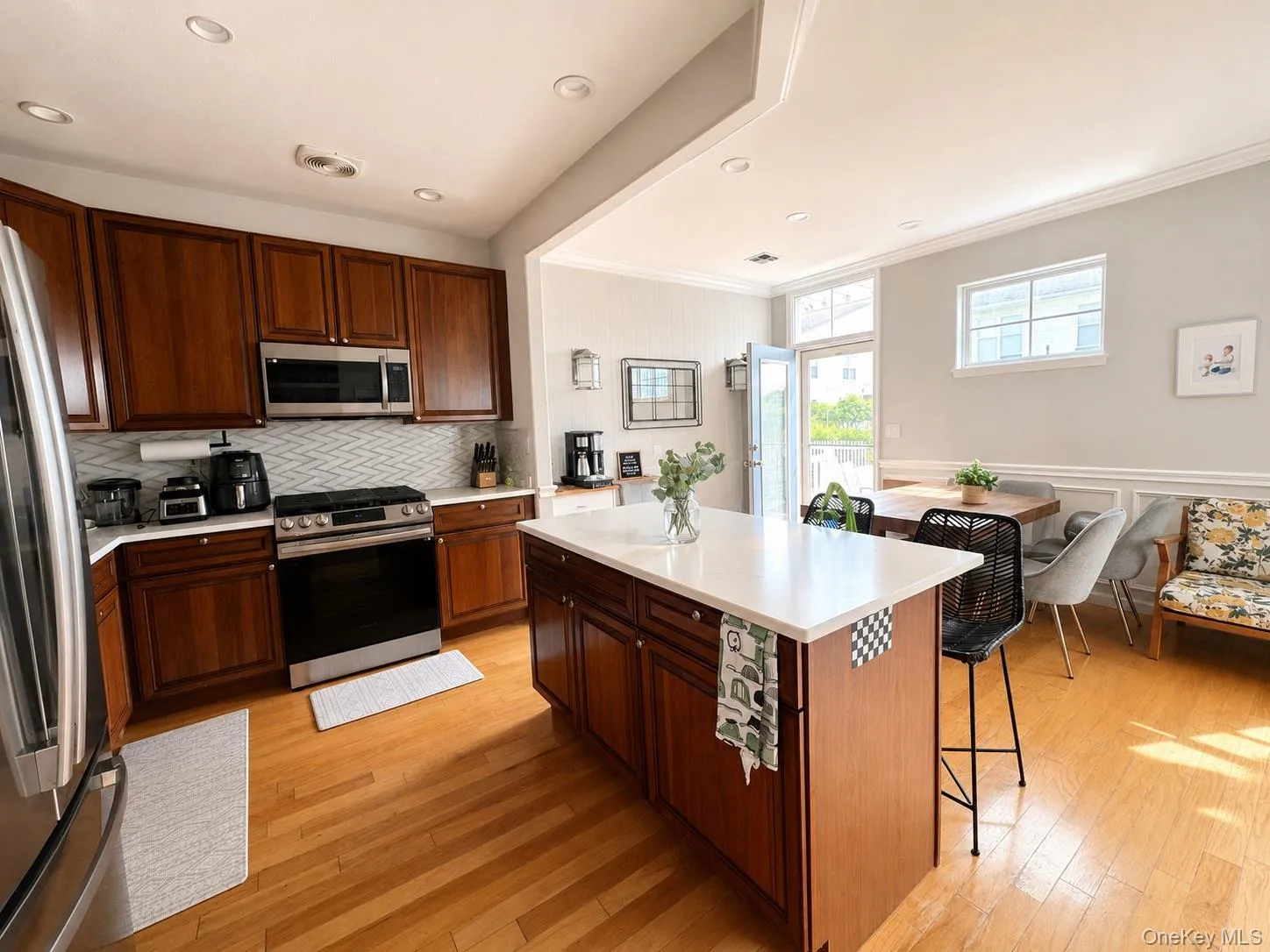 138 Beach 74th Street, New York, NY, 3 Bedrooms Bedrooms, 6 Rooms Rooms,2 BathroomsBathrooms,Residential Lease,For Rent,Beach 74th,0,1057387 138 Beach 74th Street, New York, NY, 3 Bedrooms Bedrooms, 6 Rooms Rooms,2 BathroomsBathrooms,Residential Lease,For Rent,Beach 74th,0,1057387