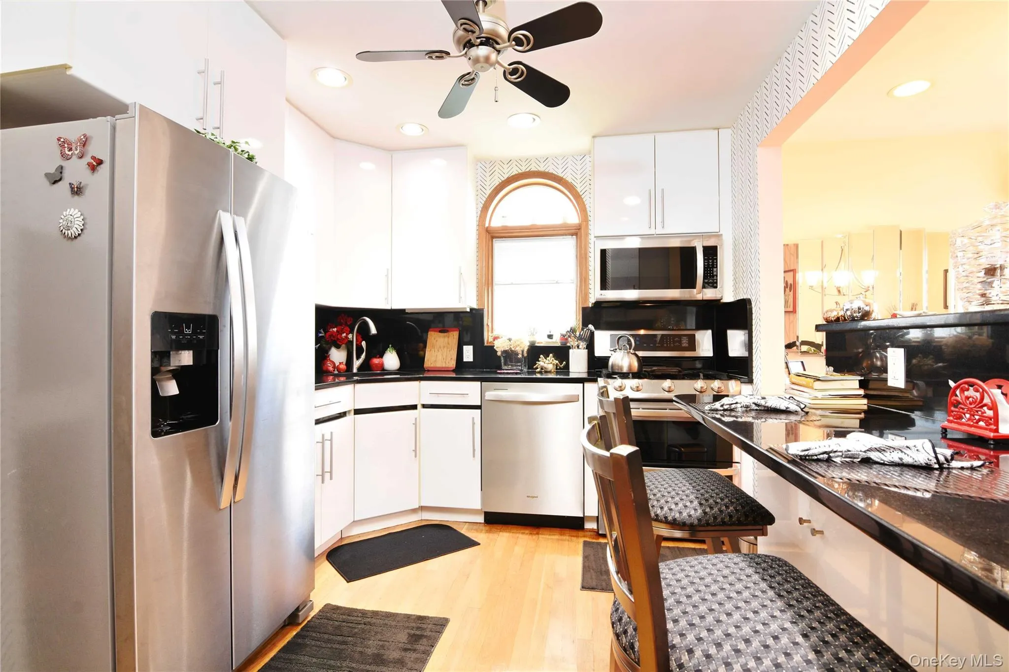 3758 Windsor Drive, Oyster Bay, NY, 3 Bedrooms Bedrooms, 8 Rooms Rooms,2 BathroomsBathrooms,Residential,For Rent,Windsor,0,1057391 3758 Windsor Drive, Oyster Bay, NY, 3 Bedrooms Bedrooms, 8 Rooms Rooms,2 BathroomsBathrooms,Residential,For Rent,Windsor,0,1057391