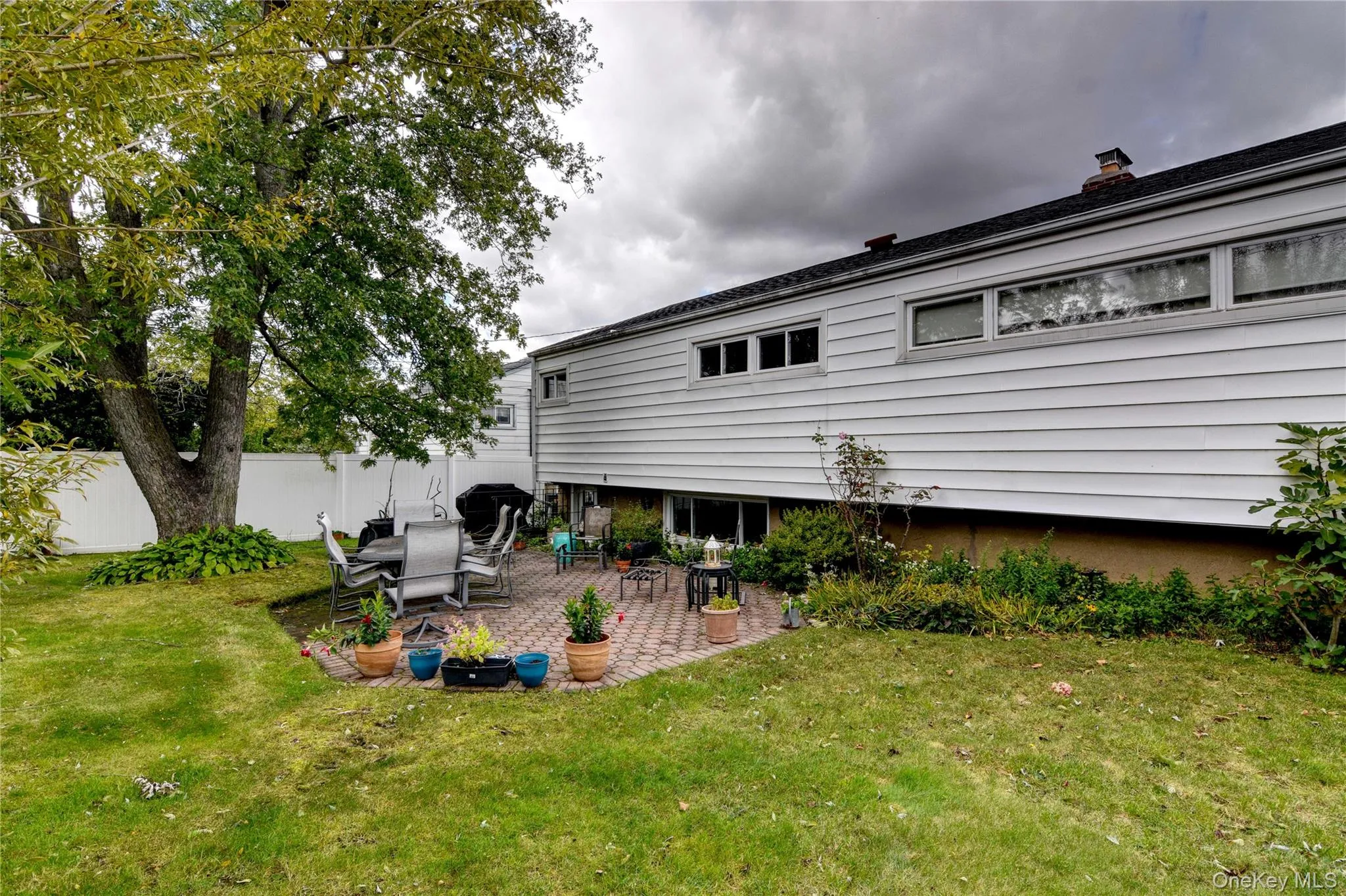 3758 Windsor Drive, Oyster Bay, NY, 3 Bedrooms Bedrooms, 8 Rooms Rooms,2 BathroomsBathrooms,Residential,For Rent,Windsor,0,1057391 3758 Windsor Drive, Oyster Bay, NY, 3 Bedrooms Bedrooms, 8 Rooms Rooms,2 BathroomsBathrooms,Residential,For Rent,Windsor,0,1057391