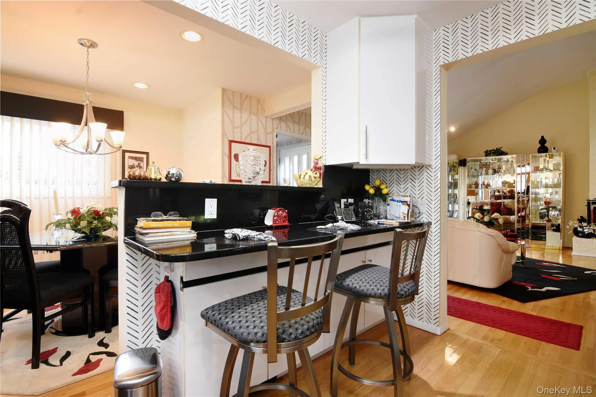 3758 Windsor Drive, Oyster Bay, NY, 3 Bedrooms Bedrooms, 8 Rooms Rooms,2 BathroomsBathrooms,Residential,For Rent,Windsor,0,1057391 3758 Windsor Drive, Oyster Bay, NY, 3 Bedrooms Bedrooms, 8 Rooms Rooms,2 BathroomsBathrooms,Residential,For Rent,Windsor,0,1057391