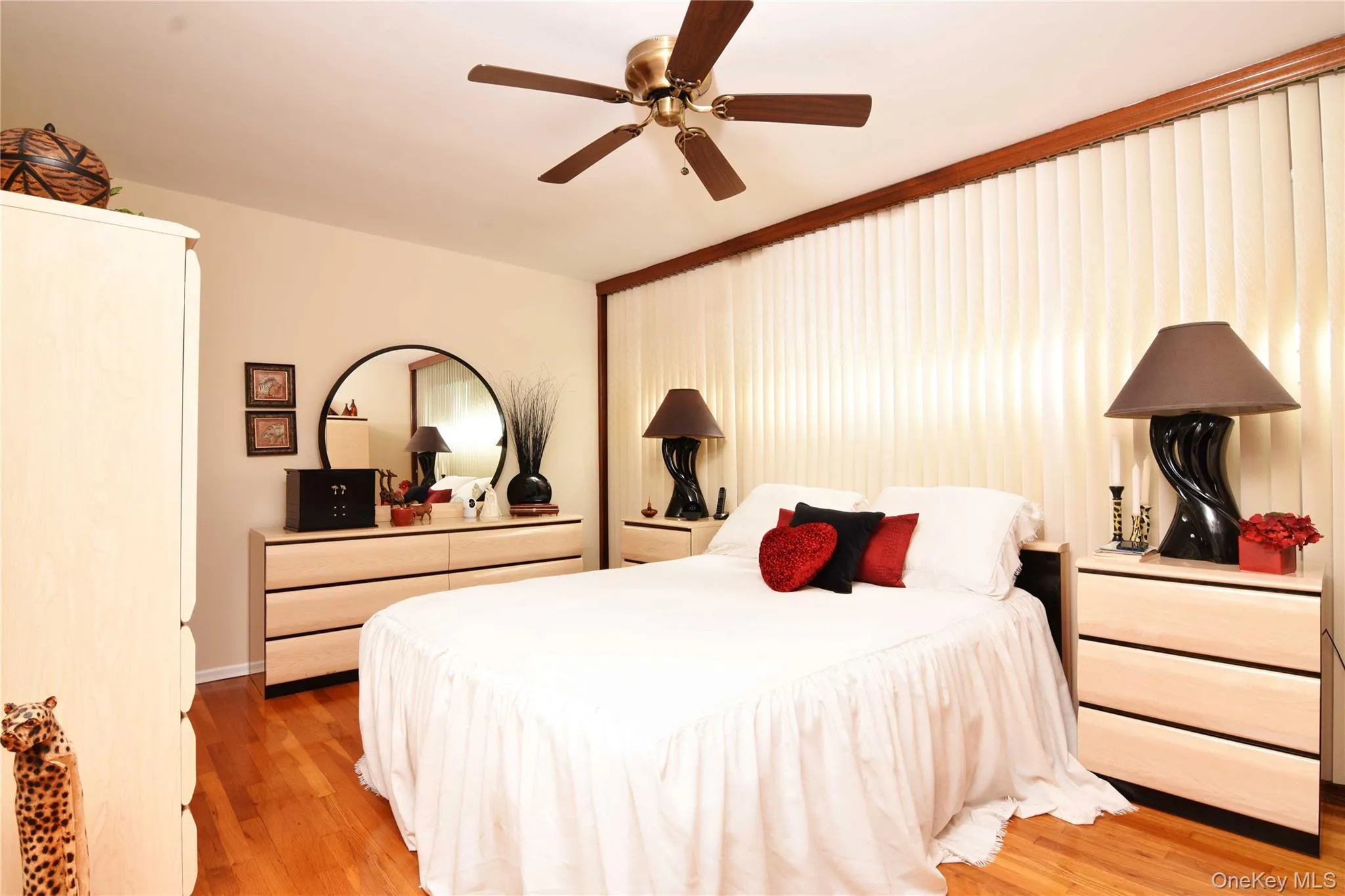 3758 Windsor Drive, Oyster Bay, NY, 3 Bedrooms Bedrooms, 8 Rooms Rooms,2 BathroomsBathrooms,Residential,For Rent,Windsor,0,1057391 3758 Windsor Drive, Oyster Bay, NY, 3 Bedrooms Bedrooms, 8 Rooms Rooms,2 BathroomsBathrooms,Residential,For Rent,Windsor,0,1057391