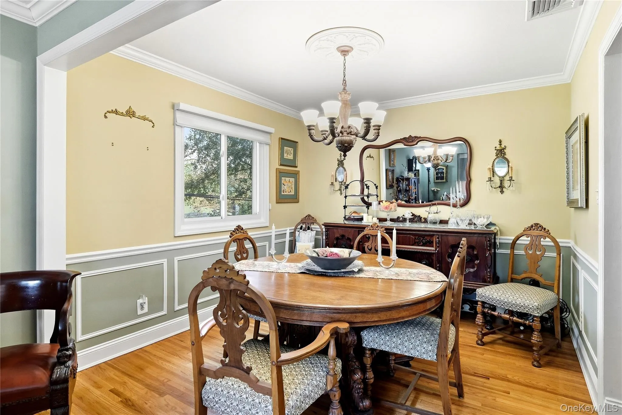26 Pickwick Hill Drive, Huntington, NY, 3 Bedrooms Bedrooms, 11 Rooms Rooms,2 BathroomsBathrooms,Residential,For Rent,Pickwick Hill,0,1057394 26 Pickwick Hill Drive, Huntington, NY, 3 Bedrooms Bedrooms, 11 Rooms Rooms,2 BathroomsBathrooms,Residential,For Rent,Pickwick Hill,0,1057394