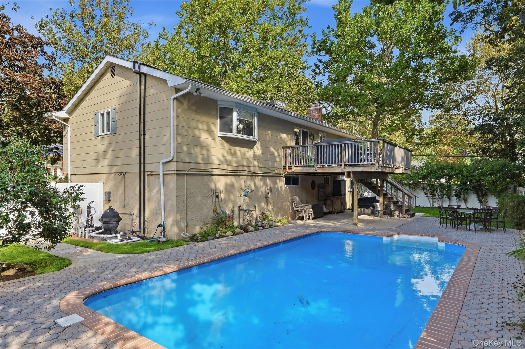 26 Pickwick Hill Drive, Huntington, NY, 3 Bedrooms Bedrooms, 11 Rooms Rooms,2 BathroomsBathrooms,Residential,For Rent,Pickwick Hill,0,1057394 26 Pickwick Hill Drive, Huntington, NY, 3 Bedrooms Bedrooms, 11 Rooms Rooms,2 BathroomsBathrooms,Residential,For Rent,Pickwick Hill,0,1057394