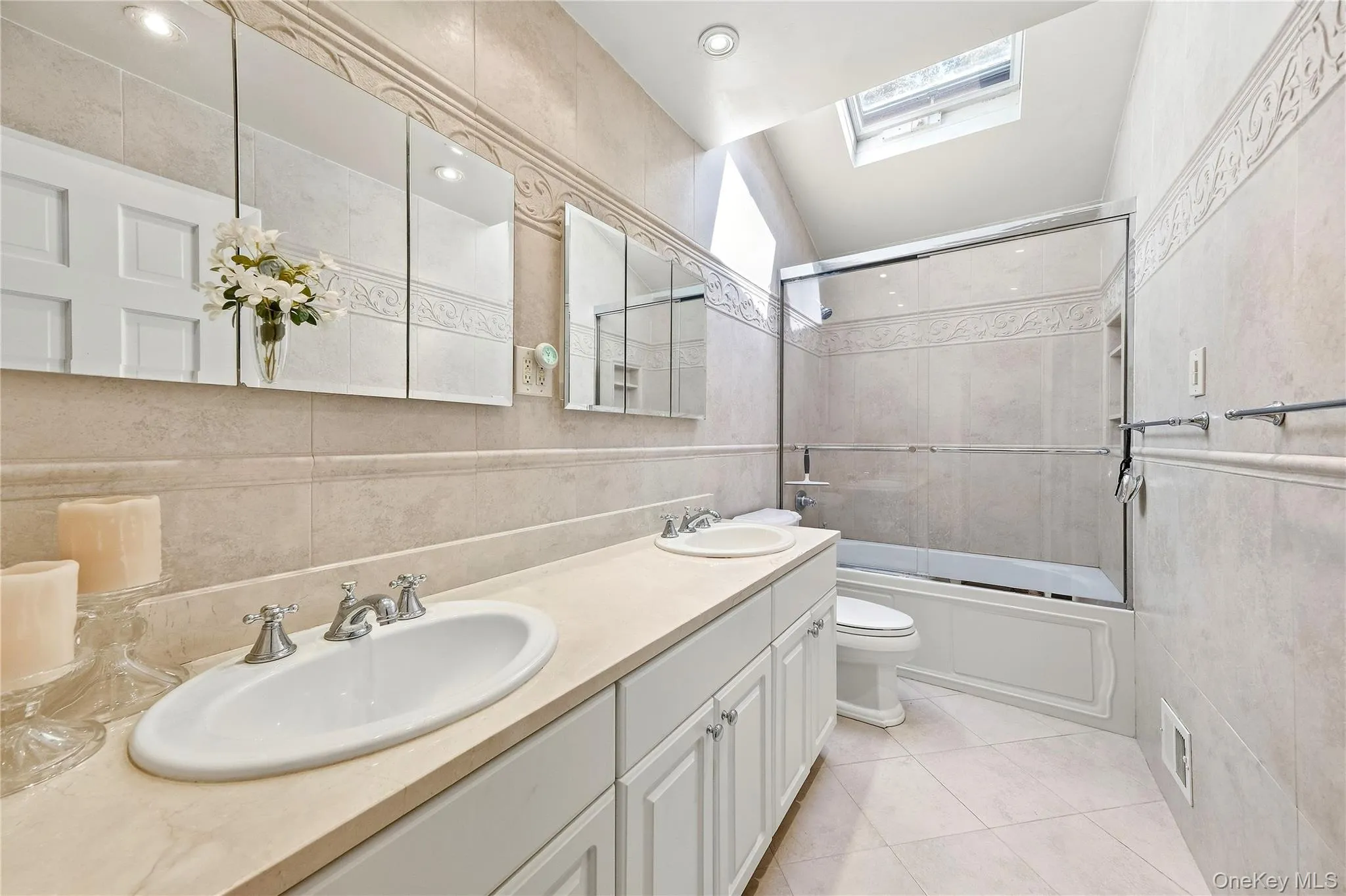 26 Pickwick Hill Drive, Huntington, NY, 3 Bedrooms Bedrooms, 11 Rooms Rooms,2 BathroomsBathrooms,Residential,For Rent,Pickwick Hill,0,1057394 26 Pickwick Hill Drive, Huntington, NY, 3 Bedrooms Bedrooms, 11 Rooms Rooms,2 BathroomsBathrooms,Residential,For Rent,Pickwick Hill,0,1057394