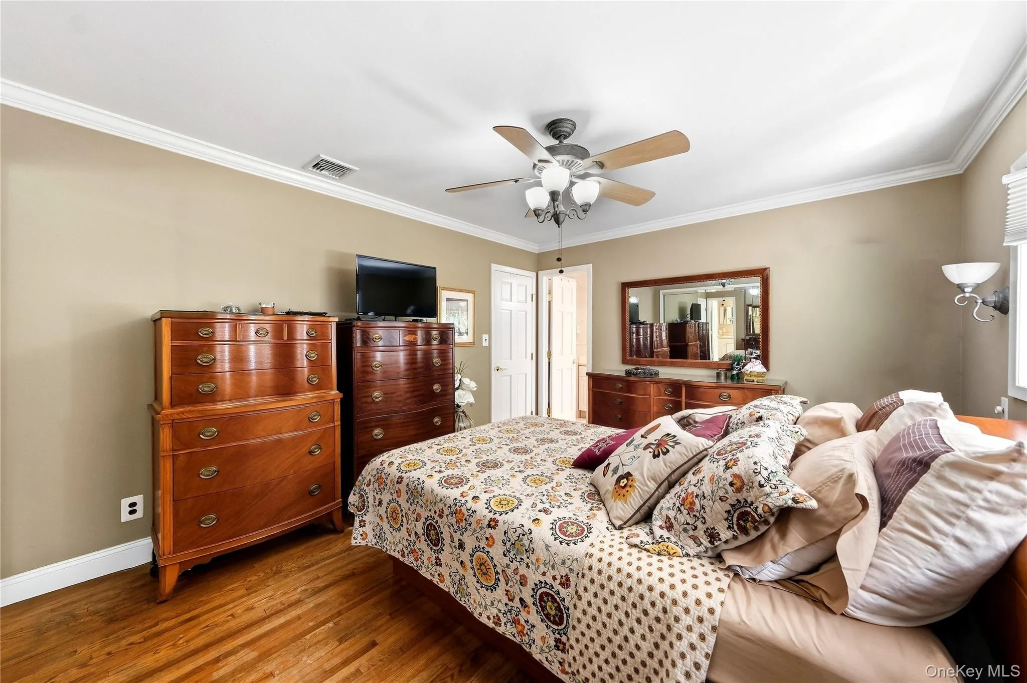 26 Pickwick Hill Drive, Huntington, NY, 3 Bedrooms Bedrooms, 11 Rooms Rooms,2 BathroomsBathrooms,Residential,For Rent,Pickwick Hill,0,1057394 26 Pickwick Hill Drive, Huntington, NY, 3 Bedrooms Bedrooms, 11 Rooms Rooms,2 BathroomsBathrooms,Residential,For Rent,Pickwick Hill,0,1057394