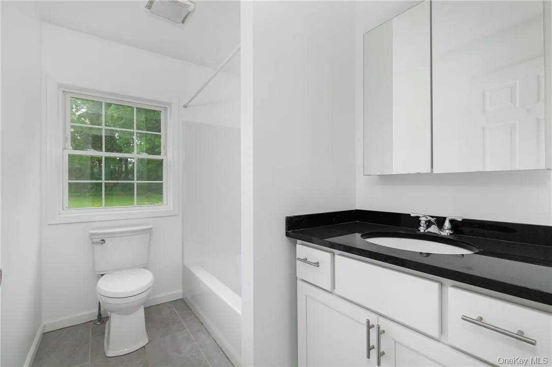 80 Dorsey Lane, Hyde Park, NY, 2 Bedrooms Bedrooms, 4 Rooms Rooms,1 BathroomBathrooms,Residential Lease,For Rent,Dorsey,0,1057400 80 Dorsey Lane, Hyde Park, NY, 2 Bedrooms Bedrooms, 4 Rooms Rooms,1 BathroomBathrooms,Residential Lease,For Rent,Dorsey,0,1057400
