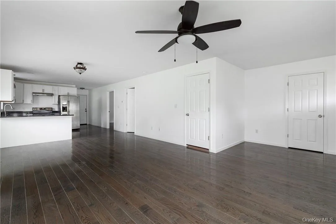 80 Dorsey Lane, Hyde Park, NY, 2 Bedrooms Bedrooms, 4 Rooms Rooms,1 BathroomBathrooms,Residential Lease,For Rent,Dorsey,0,1057400 80 Dorsey Lane, Hyde Park, NY, 2 Bedrooms Bedrooms, 4 Rooms Rooms,1 BathroomBathrooms,Residential Lease,For Rent,Dorsey,0,1057400