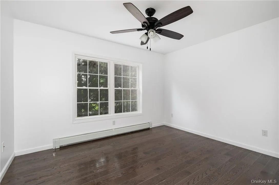 80 Dorsey Lane, Hyde Park, NY, 2 Bedrooms Bedrooms, 4 Rooms Rooms,1 BathroomBathrooms,Residential Lease,For Rent,Dorsey,0,1057400 80 Dorsey Lane, Hyde Park, NY, 2 Bedrooms Bedrooms, 4 Rooms Rooms,1 BathroomBathrooms,Residential Lease,For Rent,Dorsey,0,1057400