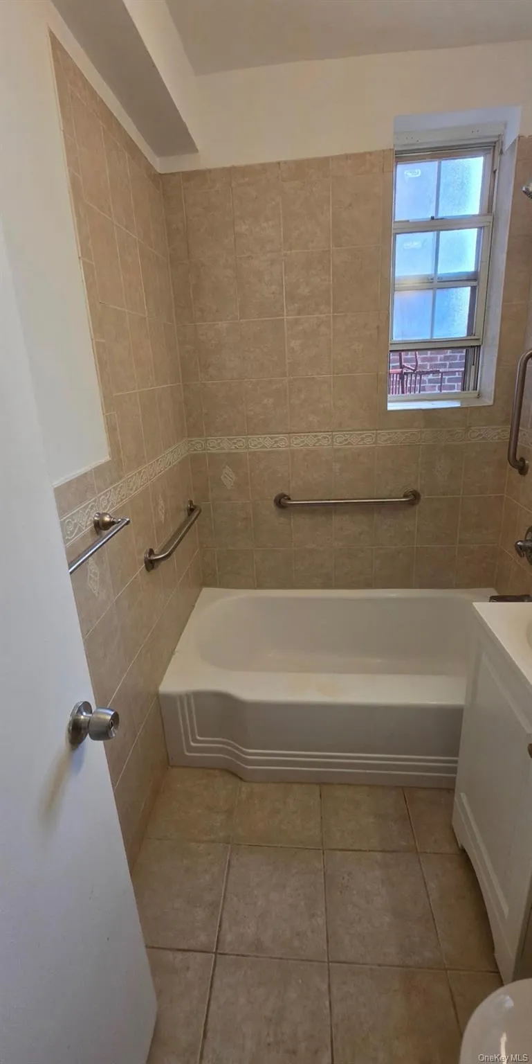790 Bronx River Road, Yonkers, NY, 1 Room Rooms,1 BathroomBathrooms,Residential Lease,For Rent,Bronx River,0,1057402 790 Bronx River Road, Yonkers, NY, 1 Room Rooms,1 BathroomBathrooms,Residential Lease,For Rent,Bronx River,0,1057402