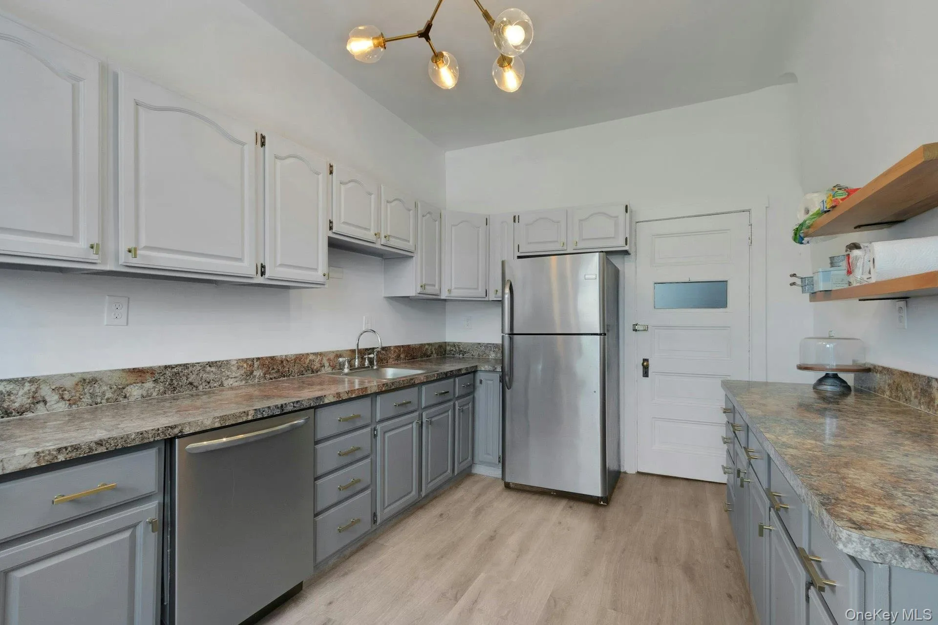 61 Crows Nest Road, Tuxedo, NY, 3 Bedroom Bedrooms, 5 Room Rooms,2 BathroomBathrooms,Residential Lease,For Rent,Crows Nest,0,1057408 61 Crows Nest Road, Tuxedo, NY, 3 Bedroom Bedrooms, 5 Room Rooms,2 BathroomBathrooms,Residential Lease,For Rent,Crows Nest,0,1057408