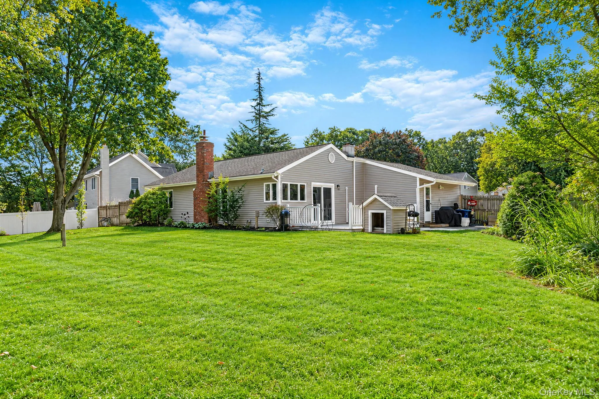 11 Folsom Lane, Brookhaven, NY, 3 Bedrooms Bedrooms, 6 Rooms Rooms,2 BathroomsBathrooms,Residential,For Rent,Folsom,0,1057410 11 Folsom Lane, Brookhaven, NY, 3 Bedrooms Bedrooms, 6 Rooms Rooms,2 BathroomsBathrooms,Residential,For Rent,Folsom,0,1057410