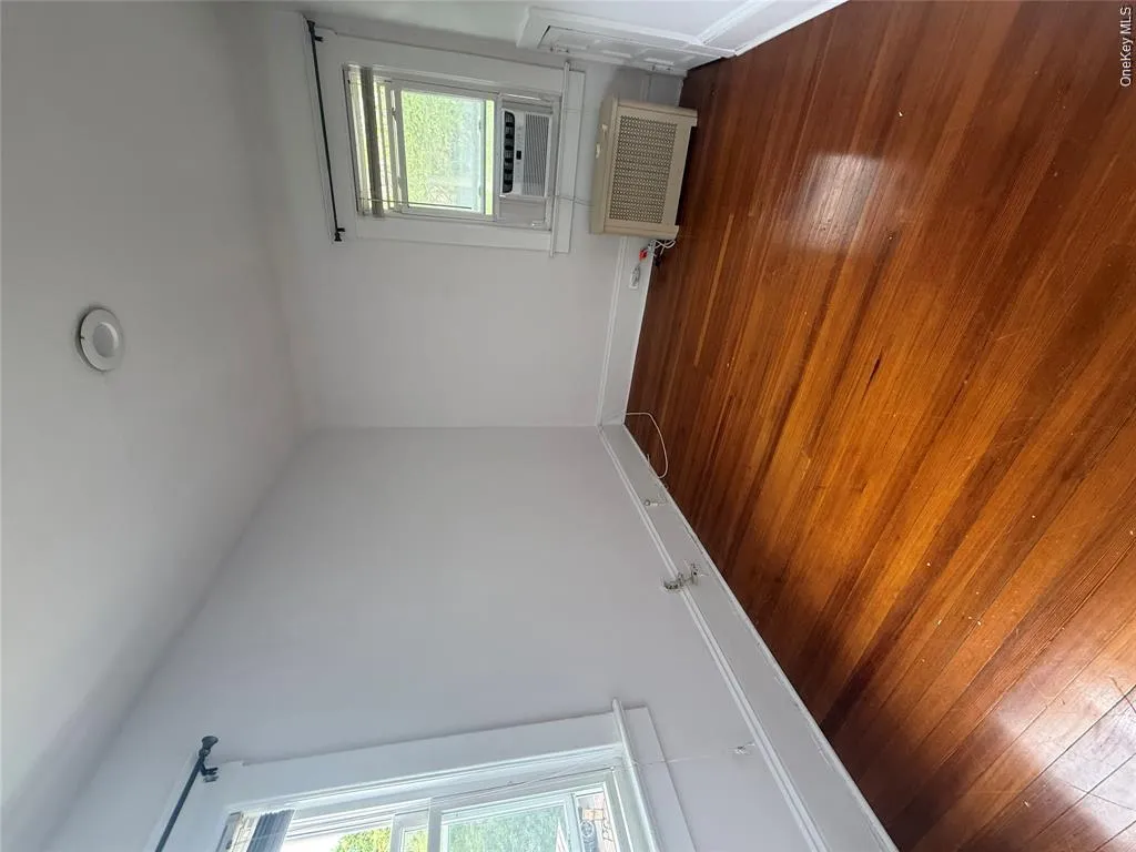 15 Maple Grove Street, North Hempstead, NY, 4 Bedrooms Bedrooms, 8 Rooms Rooms,2 BathroomsBathrooms,Residential,For Rent,Maple Grove,0,1057417 15 Maple Grove Street, North Hempstead, NY, 4 Bedrooms Bedrooms, 8 Rooms Rooms,2 BathroomsBathrooms,Residential,For Rent,Maple Grove,0,1057417
