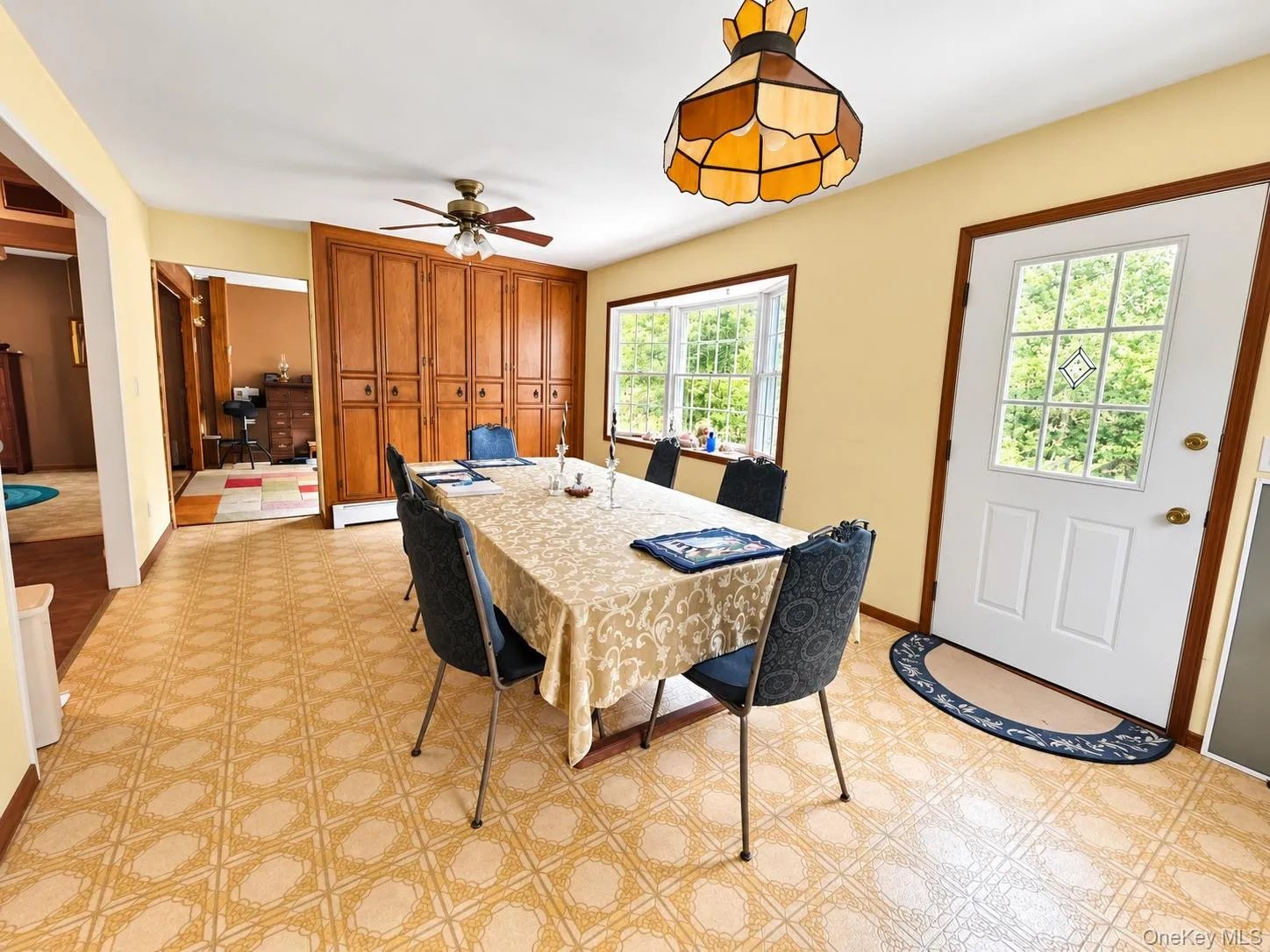 129 Village Line Road, Babylon, NY, 3 Bedrooms Bedrooms, 8 Rooms Rooms,1 BathroomBathrooms,Residential,For Rent,Village Line,0,1057418 129 Village Line Road, Babylon, NY, 3 Bedrooms Bedrooms, 8 Rooms Rooms,1 BathroomBathrooms,Residential,For Rent,Village Line,0,1057418
