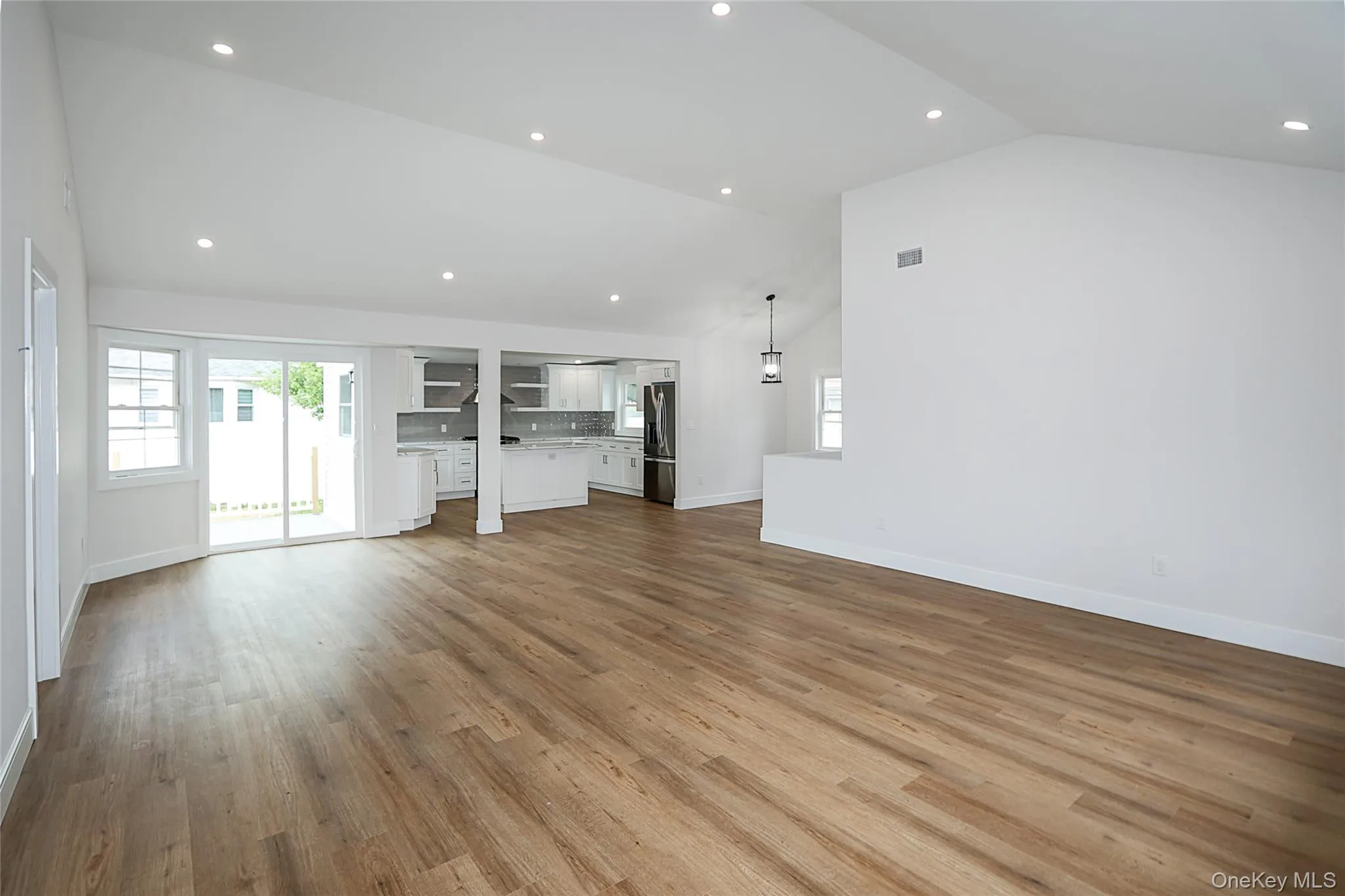 224 Hungry Harbor Road, Hempstead, NY, 3 Bedrooms Bedrooms, 8 Rooms Rooms,2 BathroomsBathrooms,Residential,For Rent,Hungry Harbor,0,1057421 224 Hungry Harbor Road, Hempstead, NY, 3 Bedrooms Bedrooms, 8 Rooms Rooms,2 BathroomsBathrooms,Residential,For Rent,Hungry Harbor,0,1057421