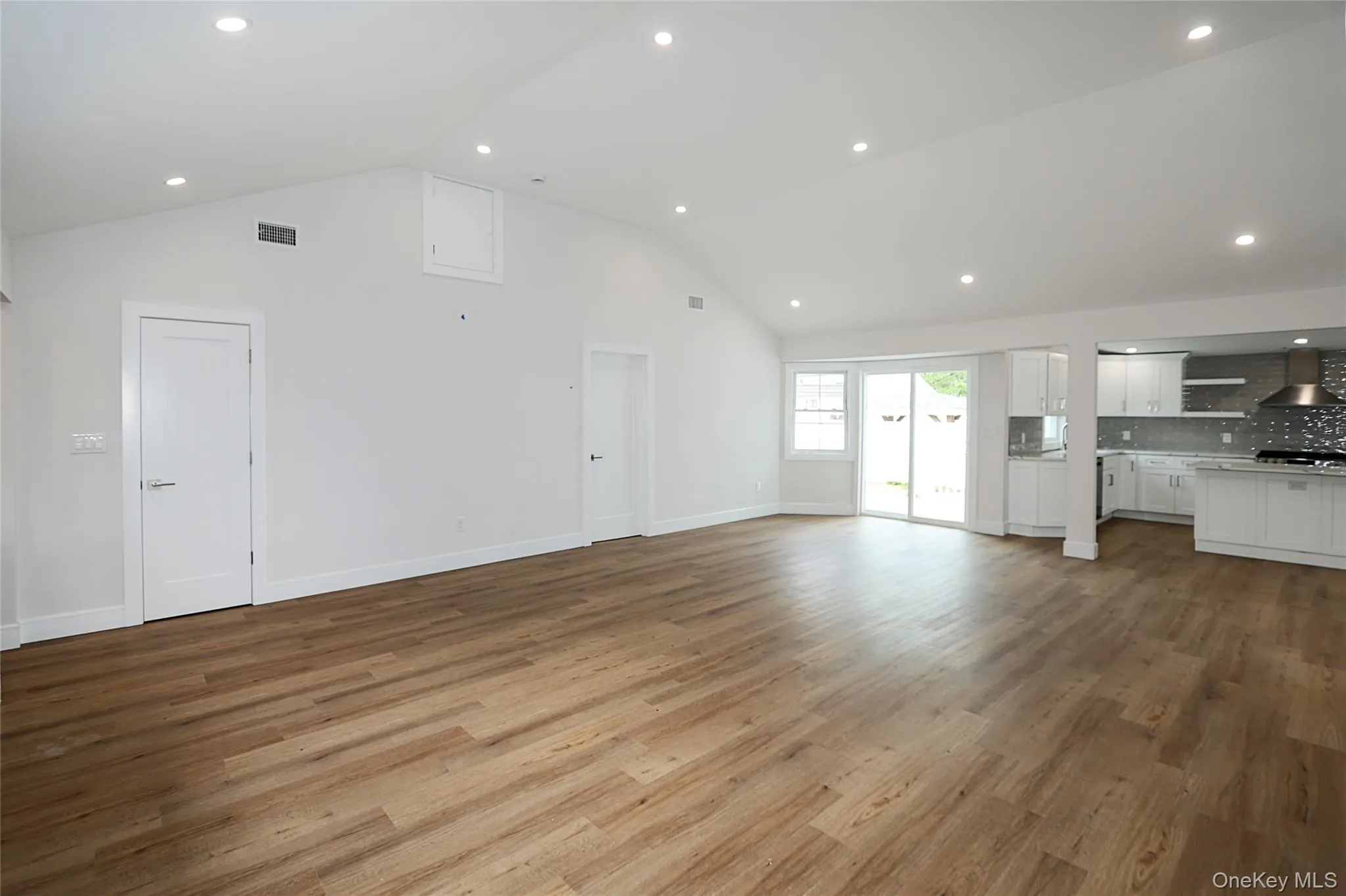 224 Hungry Harbor Road, Hempstead, NY, 3 Bedrooms Bedrooms, 8 Rooms Rooms,2 BathroomsBathrooms,Residential,For Rent,Hungry Harbor,0,1057421 224 Hungry Harbor Road, Hempstead, NY, 3 Bedrooms Bedrooms, 8 Rooms Rooms,2 BathroomsBathrooms,Residential,For Rent,Hungry Harbor,0,1057421