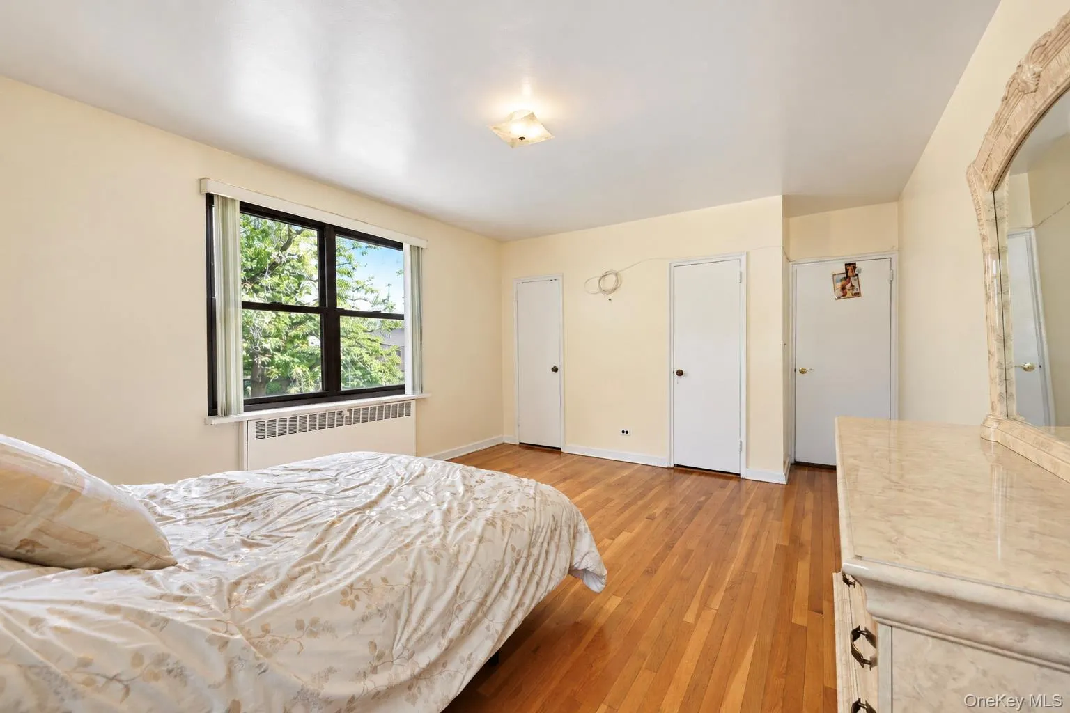 151 Hartsdale Avenue, Greenburgh, NY, 1 Bedroom Bedrooms, 4 Rooms Rooms,1 BathroomBathrooms,Residential,For Rent,Hartsdale,0,1057423 151 Hartsdale Avenue, Greenburgh, NY, 1 Bedroom Bedrooms, 4 Rooms Rooms,1 BathroomBathrooms,Residential,For Rent,Hartsdale,0,1057423