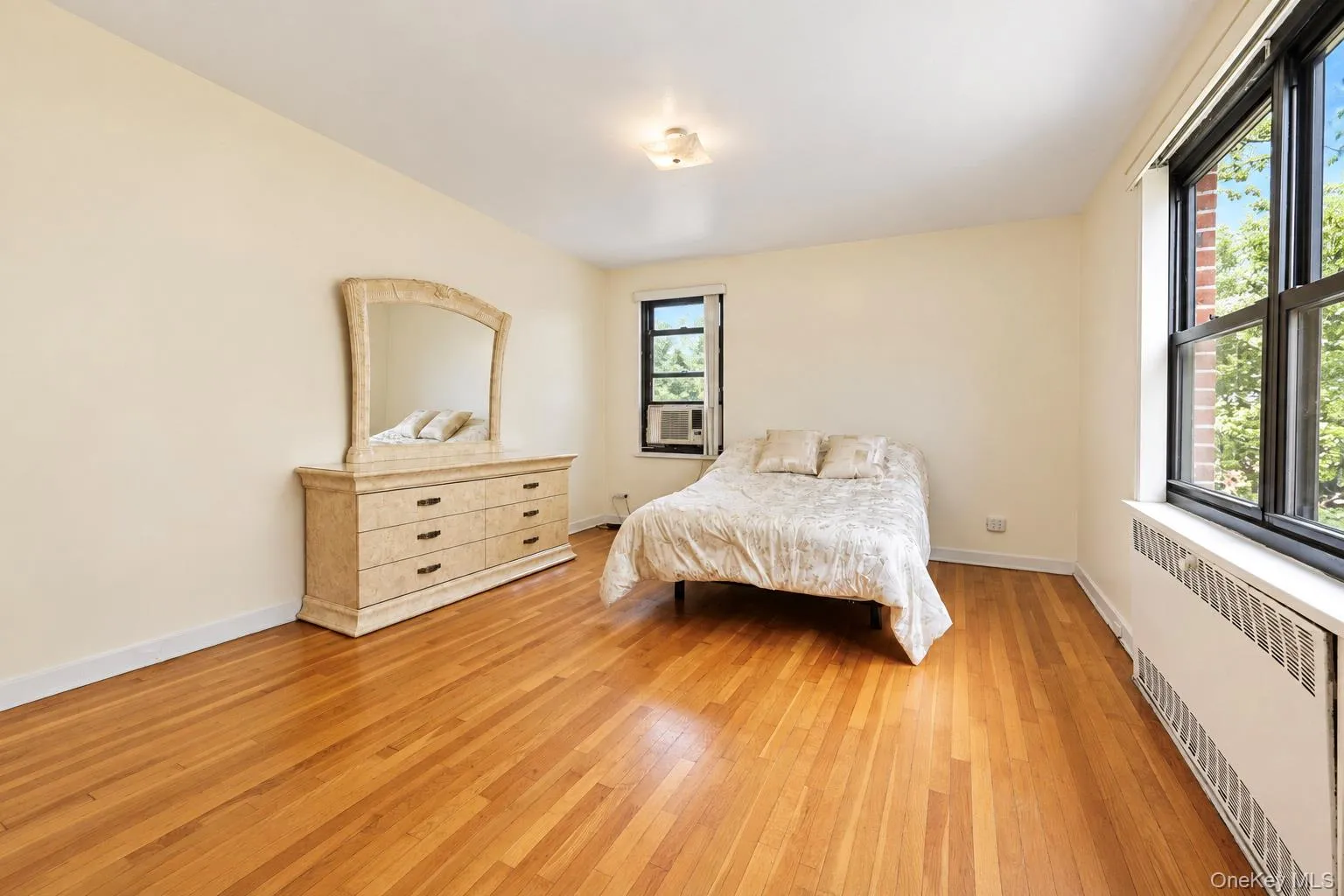 151 Hartsdale Avenue, Greenburgh, NY, 1 Bedroom Bedrooms, 4 Rooms Rooms,1 BathroomBathrooms,Residential,For Rent,Hartsdale,0,1057423 151 Hartsdale Avenue, Greenburgh, NY, 1 Bedroom Bedrooms, 4 Rooms Rooms,1 BathroomBathrooms,Residential,For Rent,Hartsdale,0,1057423