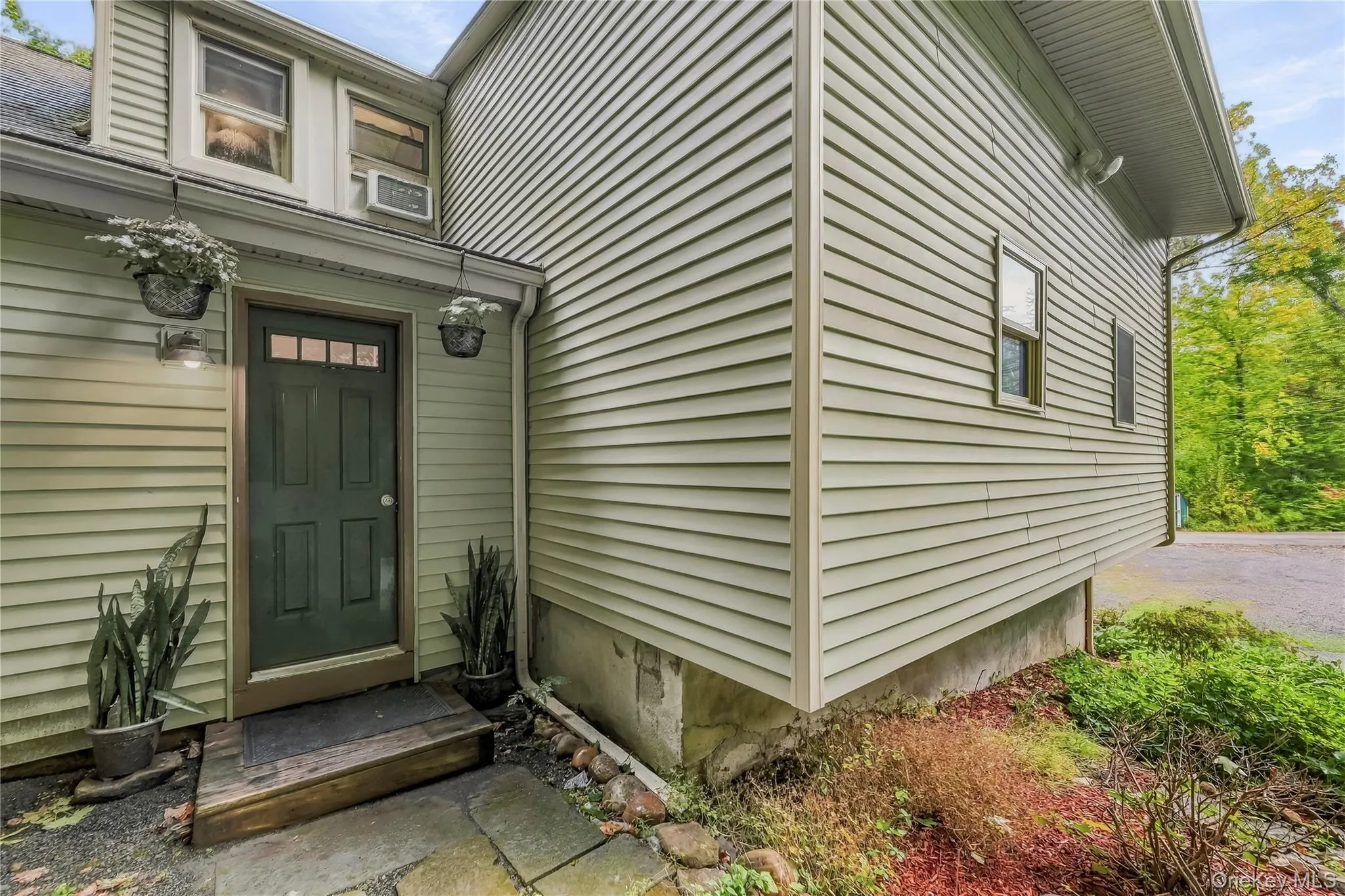 2 Iris Road, Cornwall, NY, 4 Bedrooms Bedrooms, 10 Rooms Rooms,2 BathroomsBathrooms,Residential,For Rent,Iris,0,1057434 2 Iris Road, Cornwall, NY, 4 Bedrooms Bedrooms, 10 Rooms Rooms,2 BathroomsBathrooms,Residential,For Rent,Iris,0,1057434