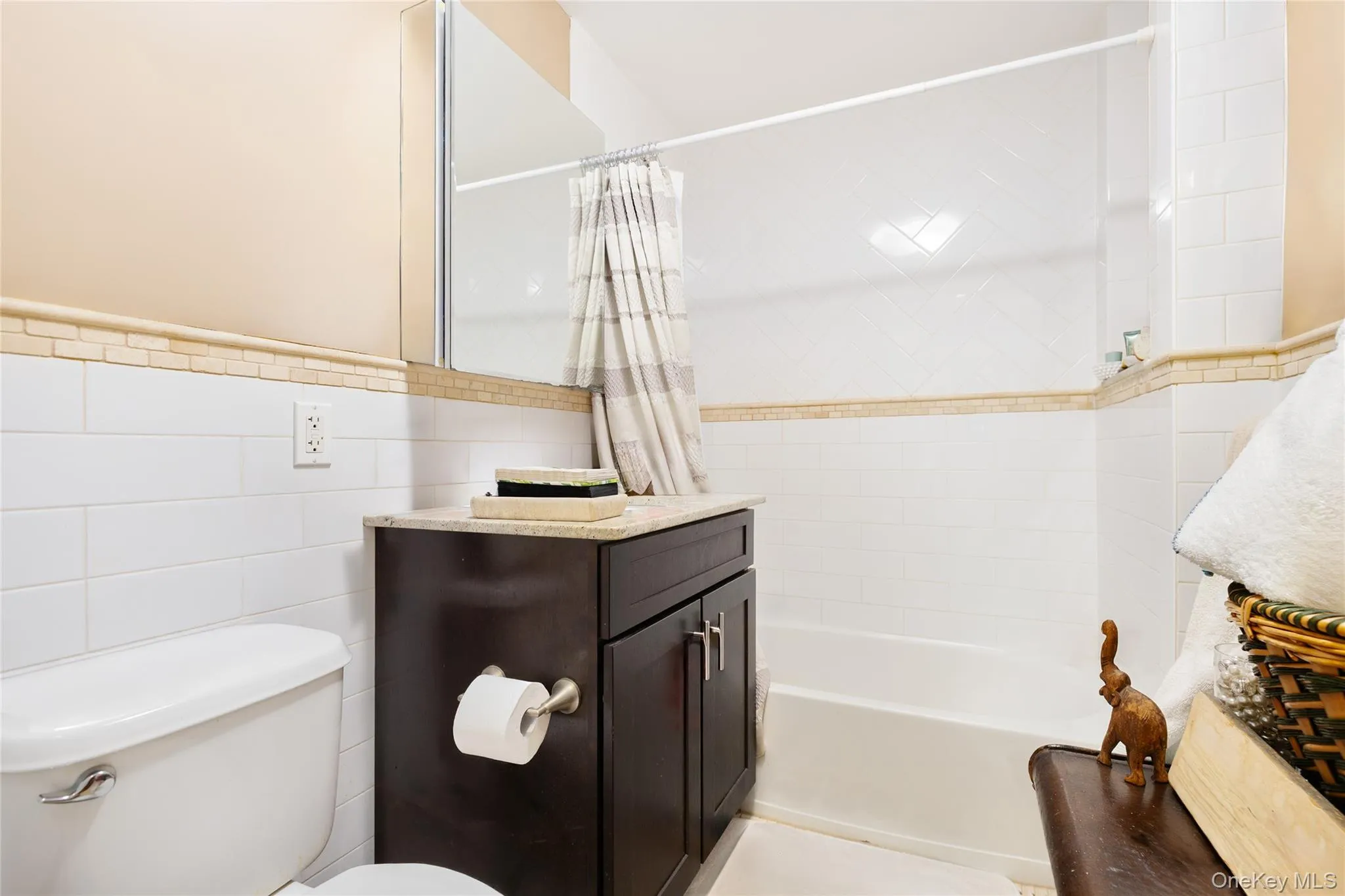 151 Beach 96, New York, NY, 2 Bedrooms Bedrooms, 6 Rooms Rooms,2 BathroomsBathrooms,Residential,For Rent,Beach 96,0,1057437 151 Beach 96, New York, NY, 2 Bedrooms Bedrooms, 6 Rooms Rooms,2 BathroomsBathrooms,Residential,For Rent,Beach 96,0,1057437
