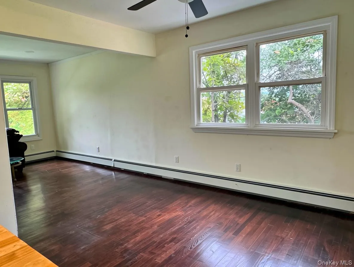 11 Everett Road, Carmel, NY, 3 Bedrooms Bedrooms, 10 Rooms Rooms,2 BathroomsBathrooms,Residential,For Rent,Everett,0,1057439 11 Everett Road, Carmel, NY, 3 Bedrooms Bedrooms, 10 Rooms Rooms,2 BathroomsBathrooms,Residential,For Rent,Everett,0,1057439