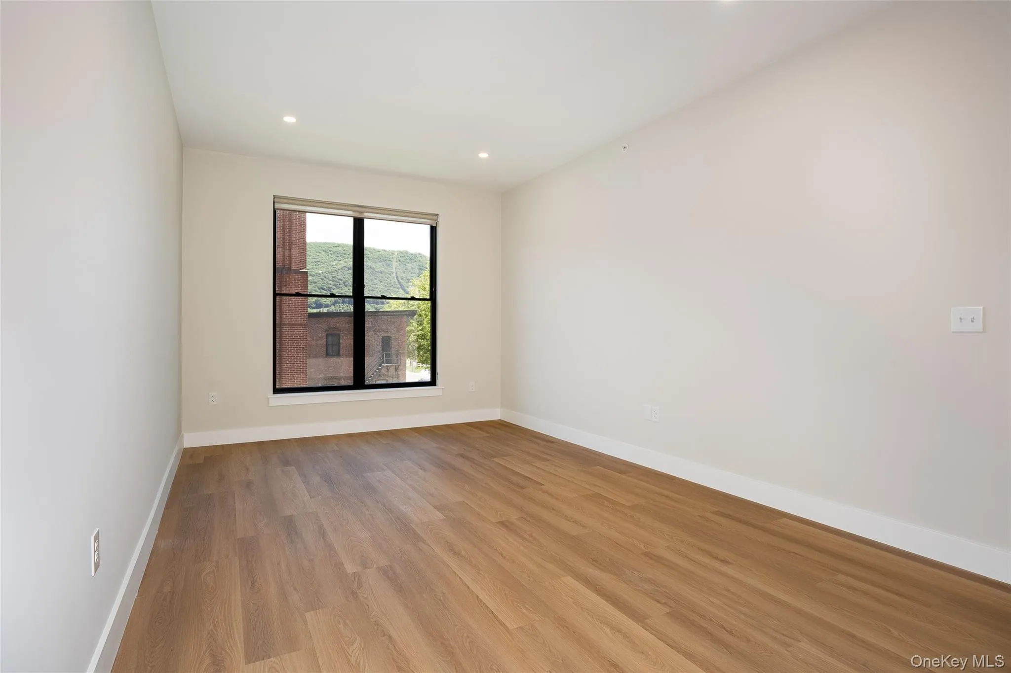 364 Main Street, Beacon, NY, 1 Bedroom Bedrooms, 3 Rooms Rooms,1 BathroomBathrooms,Residential Lease,For Rent,Main,0,1057440 364 Main Street, Beacon, NY, 1 Bedroom Bedrooms, 3 Rooms Rooms,1 BathroomBathrooms,Residential Lease,For Rent,Main,0,1057440