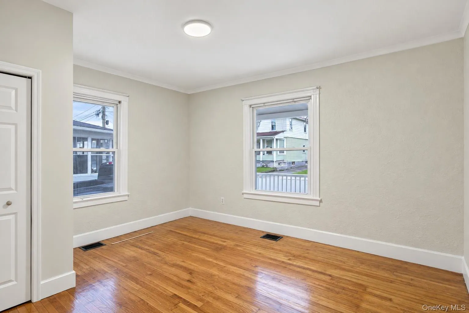 54 Ogden Street, Middletown, NY, 3 Bedrooms Bedrooms, 5 Rooms Rooms,1 BathroomBathrooms,Residential Lease,For Rent,Ogden,0,1057453 54 Ogden Street, Middletown, NY, 3 Bedrooms Bedrooms, 5 Rooms Rooms,1 BathroomBathrooms,Residential Lease,For Rent,Ogden,0,1057453