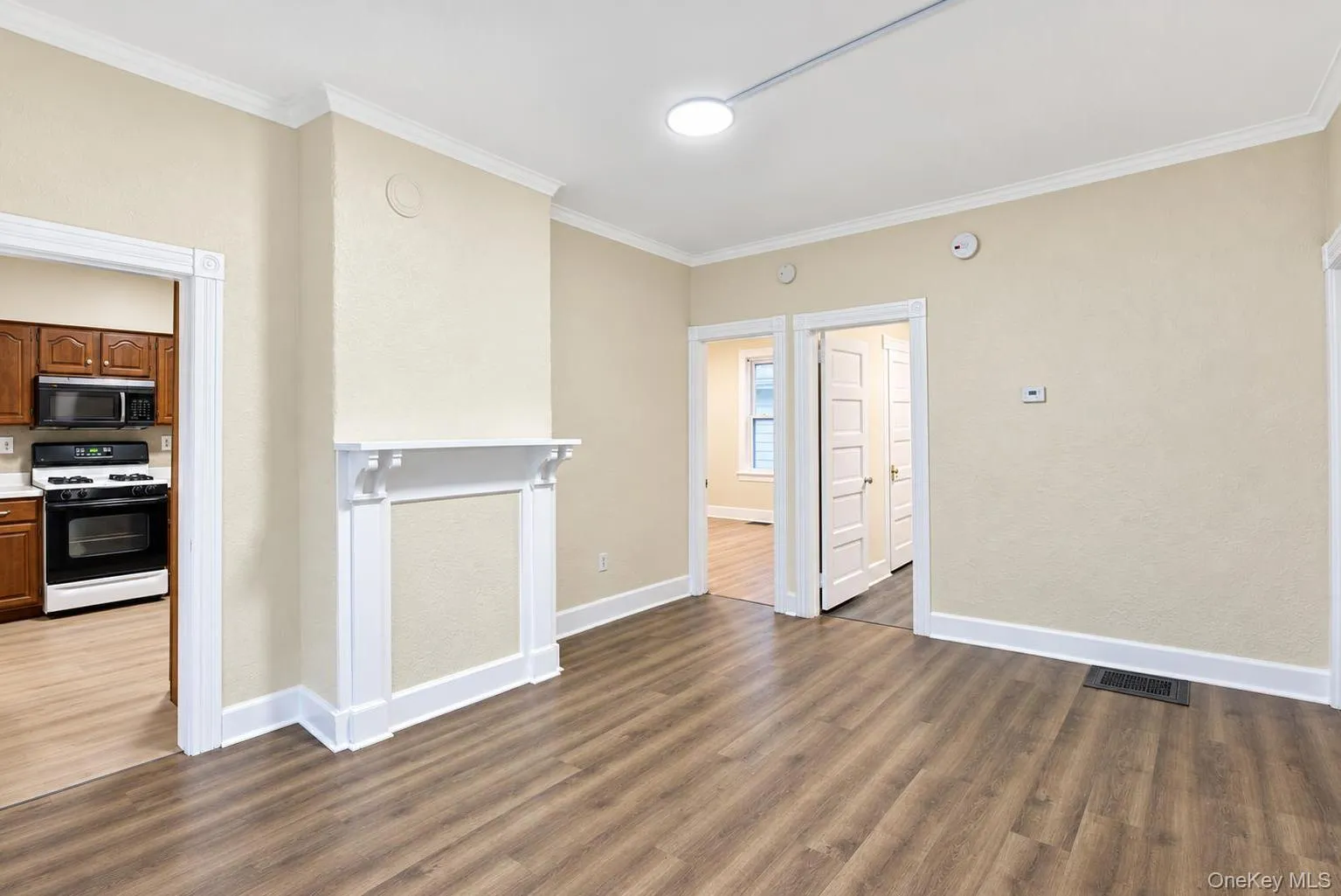 54 Ogden Street, Middletown, NY, 3 Bedrooms Bedrooms, 5 Rooms Rooms,1 BathroomBathrooms,Residential Lease,For Rent,Ogden,0,1057453 54 Ogden Street, Middletown, NY, 3 Bedrooms Bedrooms, 5 Rooms Rooms,1 BathroomBathrooms,Residential Lease,For Rent,Ogden,0,1057453