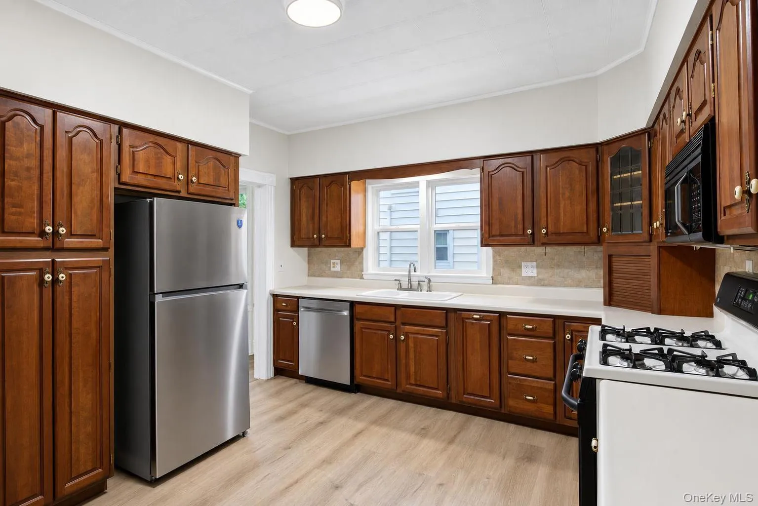 54 Ogden Street, Middletown, NY, 3 Bedrooms Bedrooms, 5 Rooms Rooms,1 BathroomBathrooms,Residential Lease,For Rent,Ogden,0,1057453 54 Ogden Street, Middletown, NY, 3 Bedrooms Bedrooms, 5 Rooms Rooms,1 BathroomBathrooms,Residential Lease,For Rent,Ogden,0,1057453