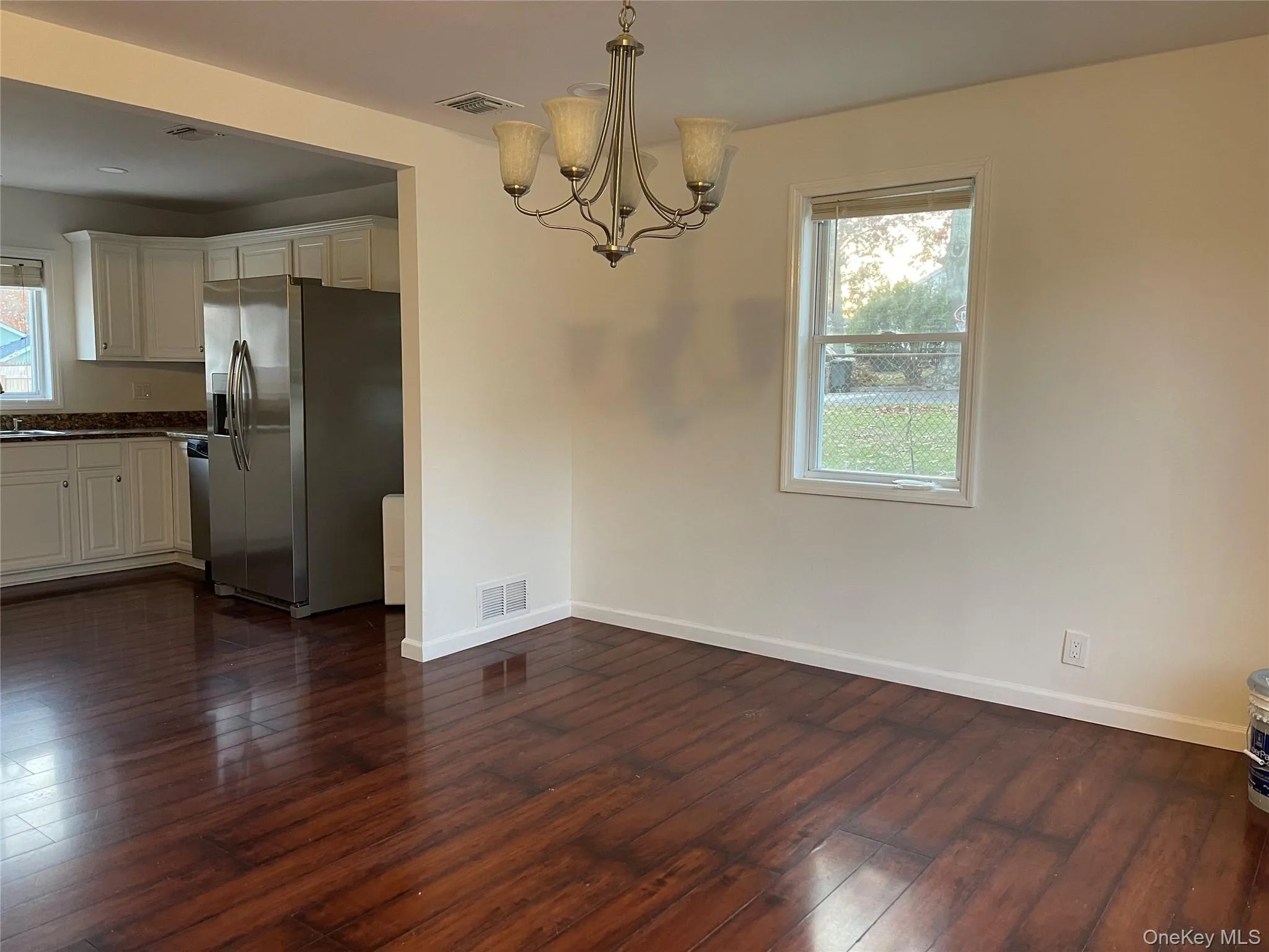 368 Ontario Street, Islip, NY, 4 Bedrooms Bedrooms, 9 Rooms Rooms,3 BathroomsBathrooms,Residential Lease,For Rent,Ontario,0,1057462 368 Ontario Street, Islip, NY, 4 Bedrooms Bedrooms, 9 Rooms Rooms,3 BathroomsBathrooms,Residential Lease,For Rent,Ontario,0,1057462