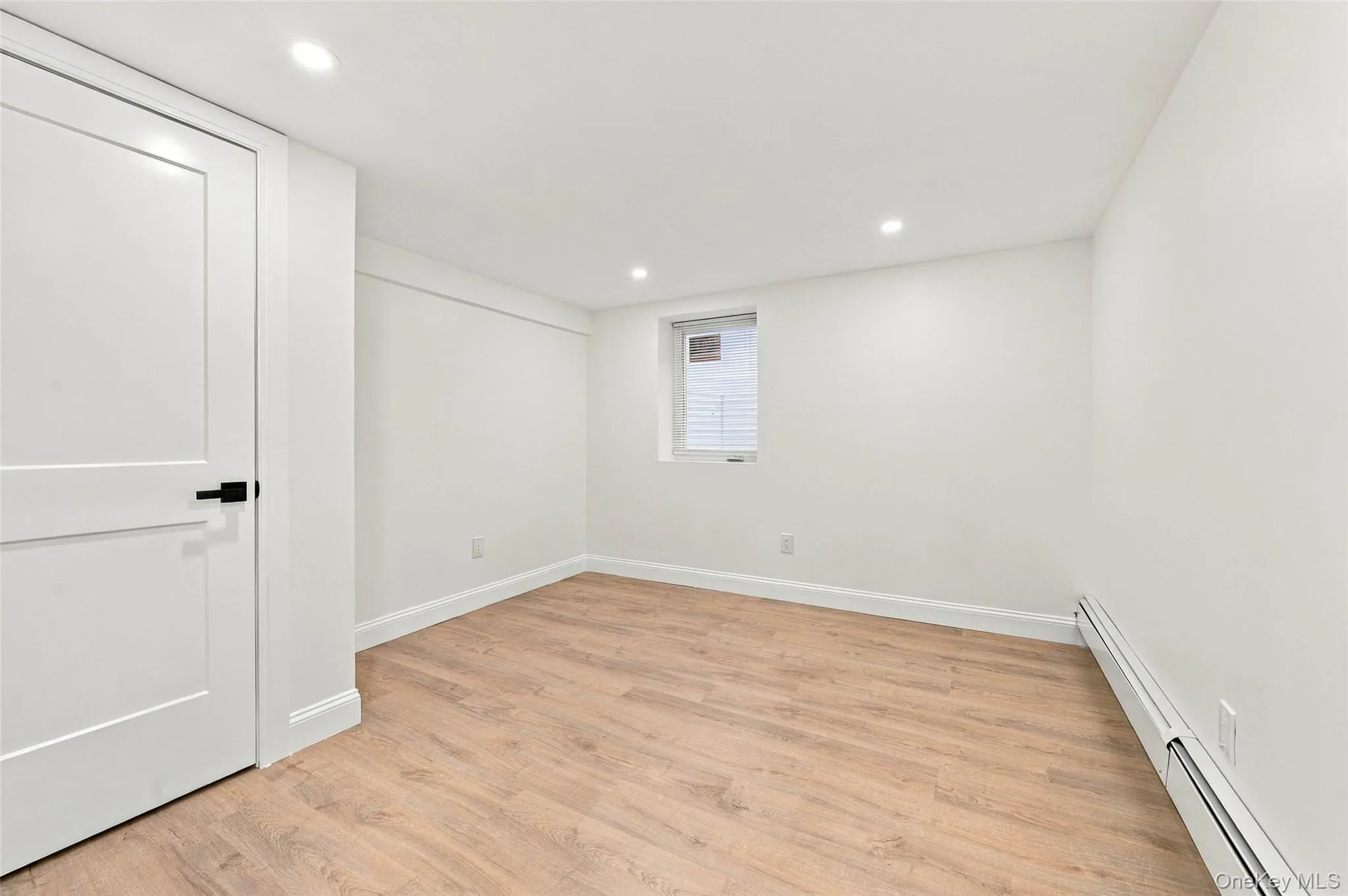 60 Mirin Avenue, Hempstead, NY, 4 Bedrooms Bedrooms, 7 Rooms Rooms,2 BathroomsBathrooms,Residential Lease,For Rent,Mirin,0,1057466 60 Mirin Avenue, Hempstead, NY, 4 Bedrooms Bedrooms, 7 Rooms Rooms,2 BathroomsBathrooms,Residential Lease,For Rent,Mirin,0,1057466