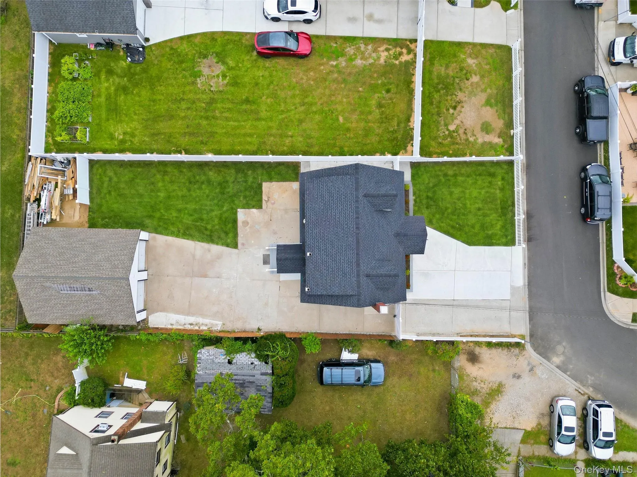 60 Mirin Avenue, Hempstead, NY, 4 Bedrooms Bedrooms, 7 Rooms Rooms,2 BathroomsBathrooms,Residential Lease,For Rent,Mirin,0,1057466 60 Mirin Avenue, Hempstead, NY, 4 Bedrooms Bedrooms, 7 Rooms Rooms,2 BathroomsBathrooms,Residential Lease,For Rent,Mirin,0,1057466