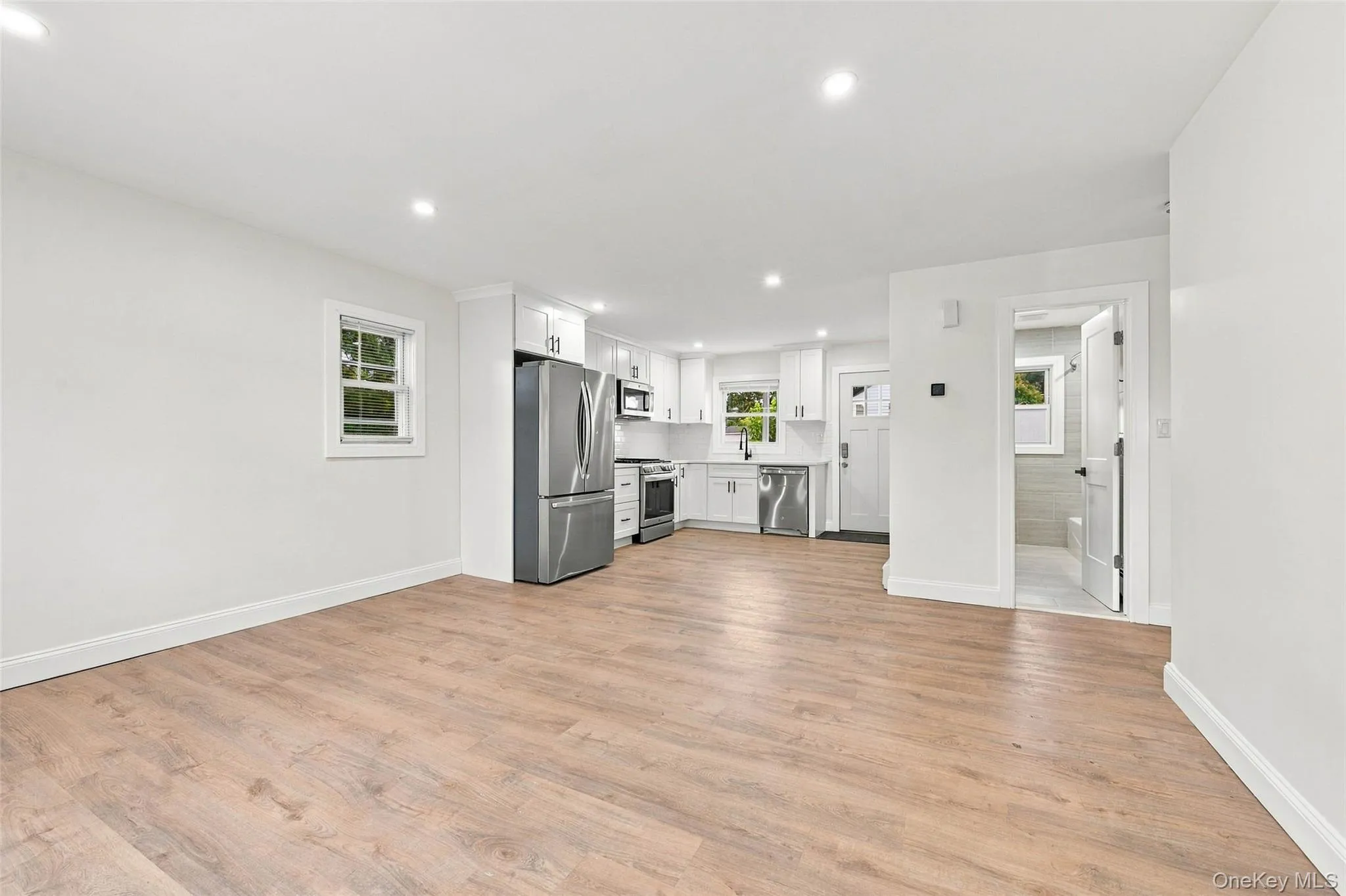 60 Mirin Avenue, Hempstead, NY, 4 Bedrooms Bedrooms, 7 Rooms Rooms,2 BathroomsBathrooms,Residential Lease,For Rent,Mirin,0,1057466 60 Mirin Avenue, Hempstead, NY, 4 Bedrooms Bedrooms, 7 Rooms Rooms,2 BathroomsBathrooms,Residential Lease,For Rent,Mirin,0,1057466