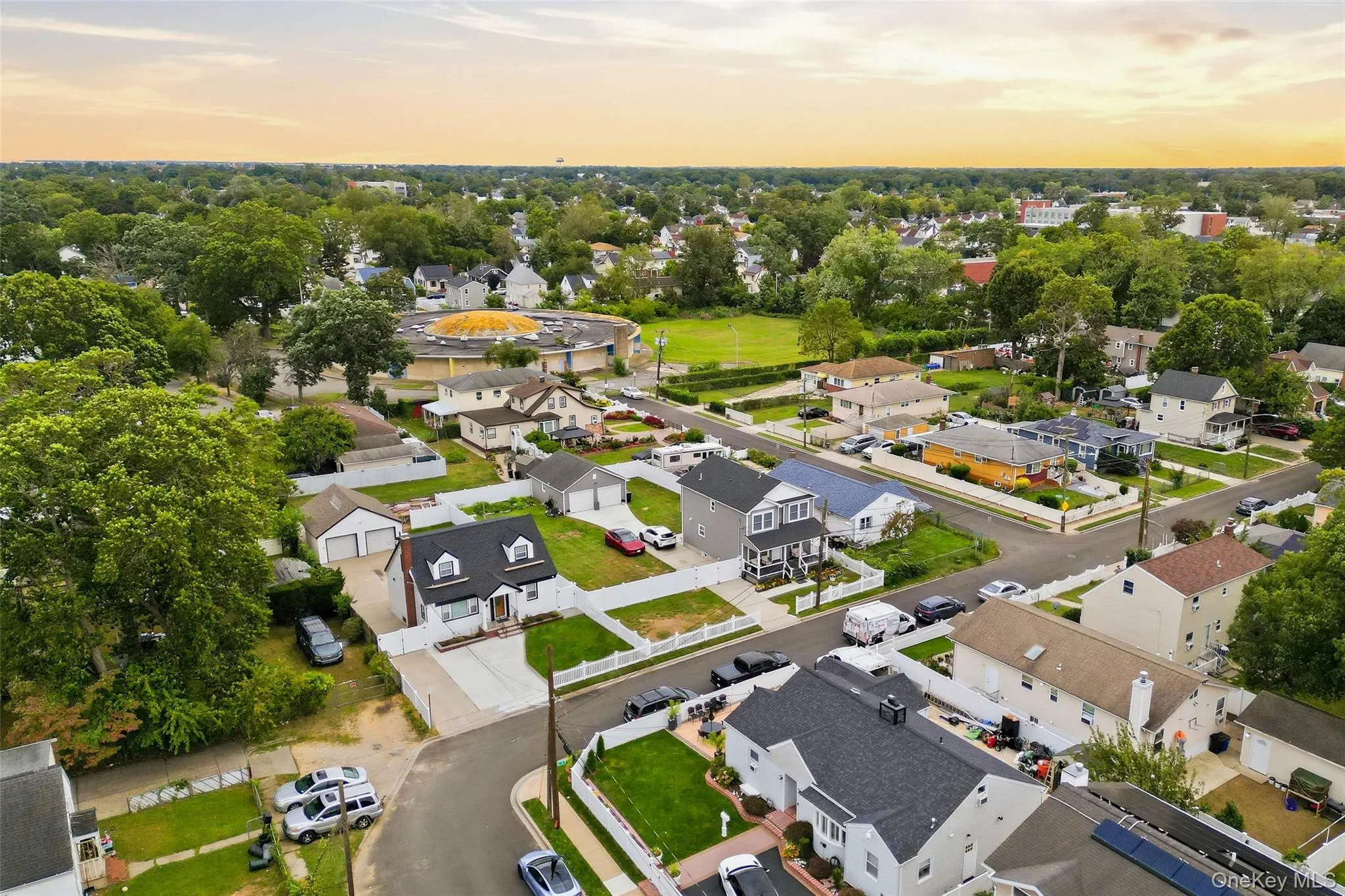 60 Mirin Avenue, Hempstead, NY, 4 Bedrooms Bedrooms, 7 Rooms Rooms,2 BathroomsBathrooms,Residential Lease,For Rent,Mirin,0,1057466 60 Mirin Avenue, Hempstead, NY, 4 Bedrooms Bedrooms, 7 Rooms Rooms,2 BathroomsBathrooms,Residential Lease,For Rent,Mirin,0,1057466