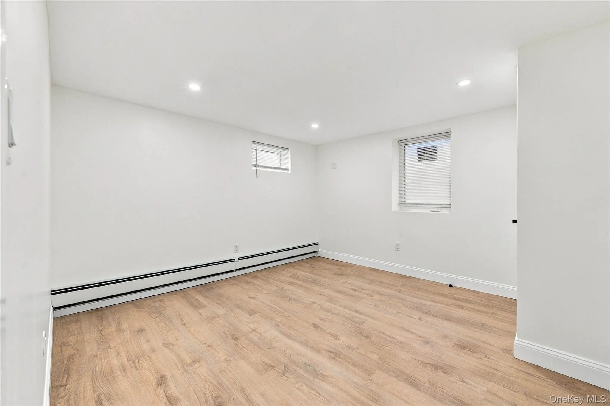 60 Mirin Avenue, Hempstead, NY, 4 Bedrooms Bedrooms, 7 Rooms Rooms,2 BathroomsBathrooms,Residential Lease,For Rent,Mirin,0,1057466 60 Mirin Avenue, Hempstead, NY, 4 Bedrooms Bedrooms, 7 Rooms Rooms,2 BathroomsBathrooms,Residential Lease,For Rent,Mirin,0,1057466