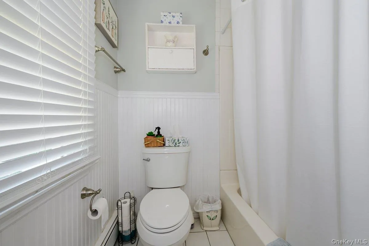 12 Knoll Crest, Brookhaven, NY, 4 Bedrooms Bedrooms, 9 Rooms Rooms,2 BathroomsBathrooms,Residential,For Rent,Knoll,0,1057467 12 Knoll Crest, Brookhaven, NY, 4 Bedrooms Bedrooms, 9 Rooms Rooms,2 BathroomsBathrooms,Residential,For Rent,Knoll,0,1057467